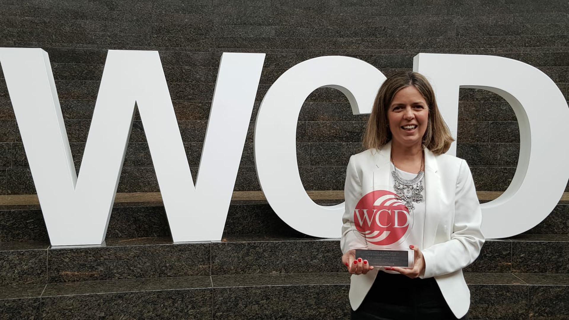 Rosario Altgelt, CEO de LATAM Argentina, recibió el premio de este año que entrega la WCD