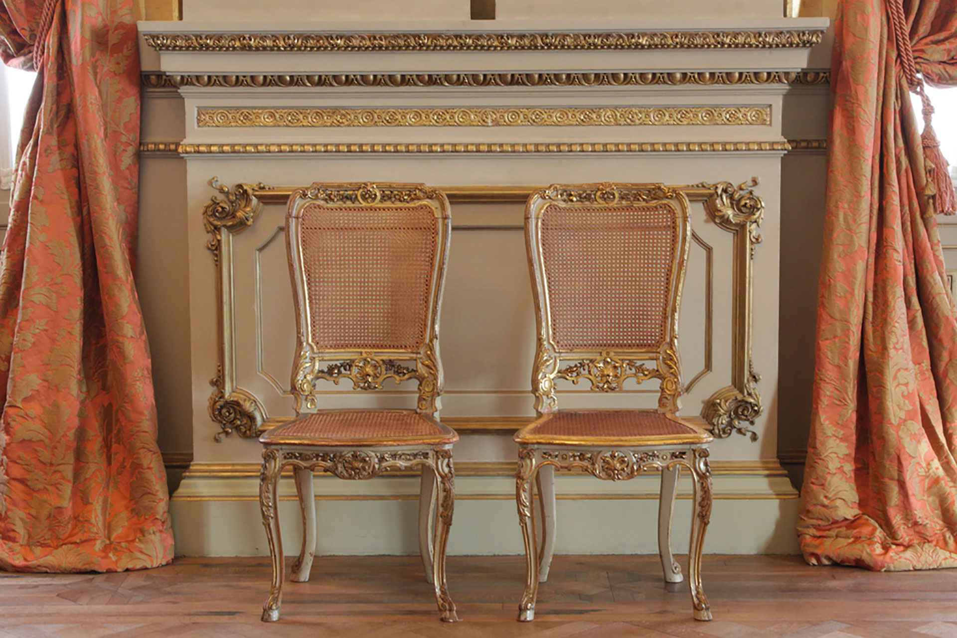 Ornamentos sofisticados en cada espacio del Teatro Colón