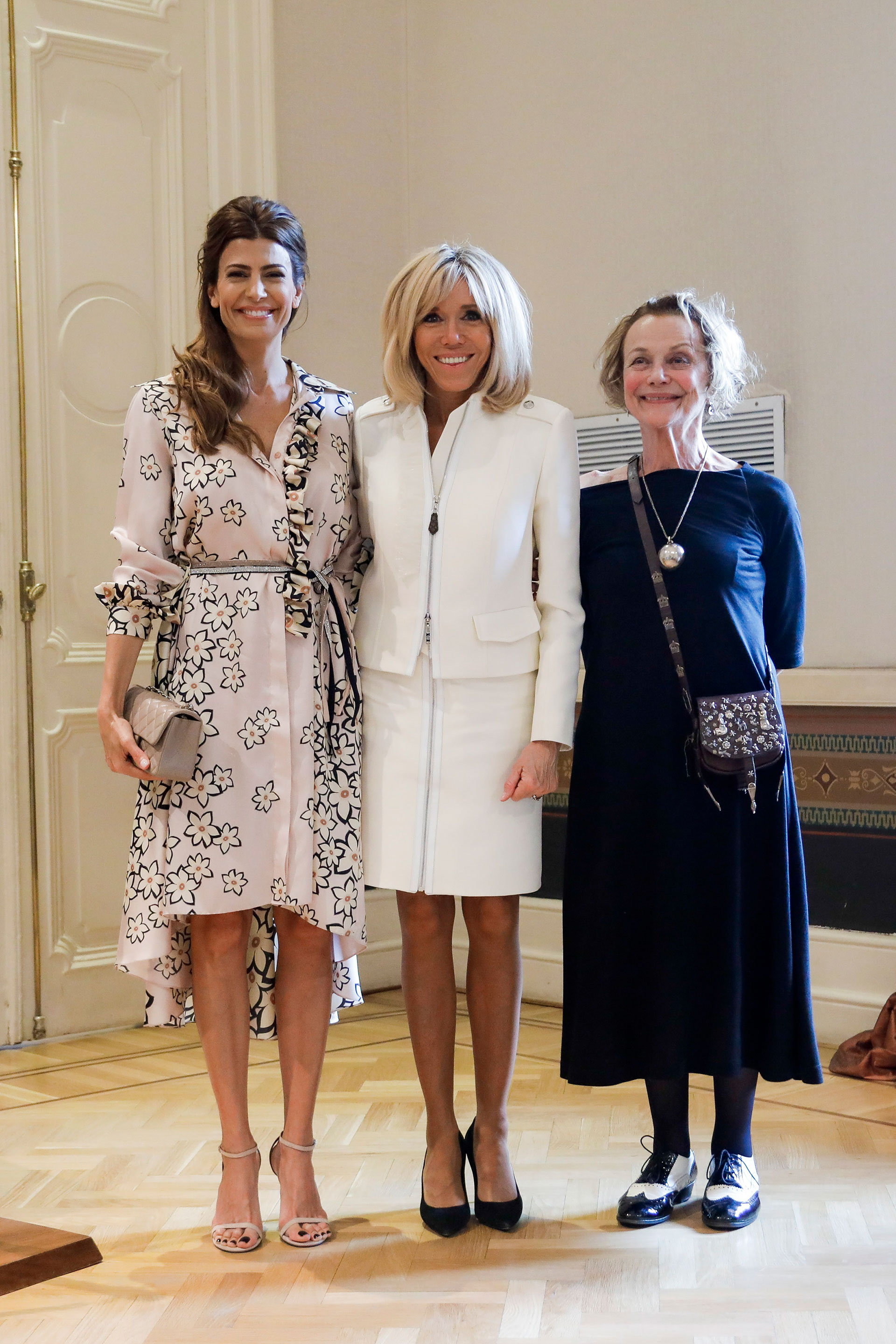 Compartimos una charla sobre cultura y los lazos que unen a nuestros países junto a la artista Marilu Marini” dijo Awada.