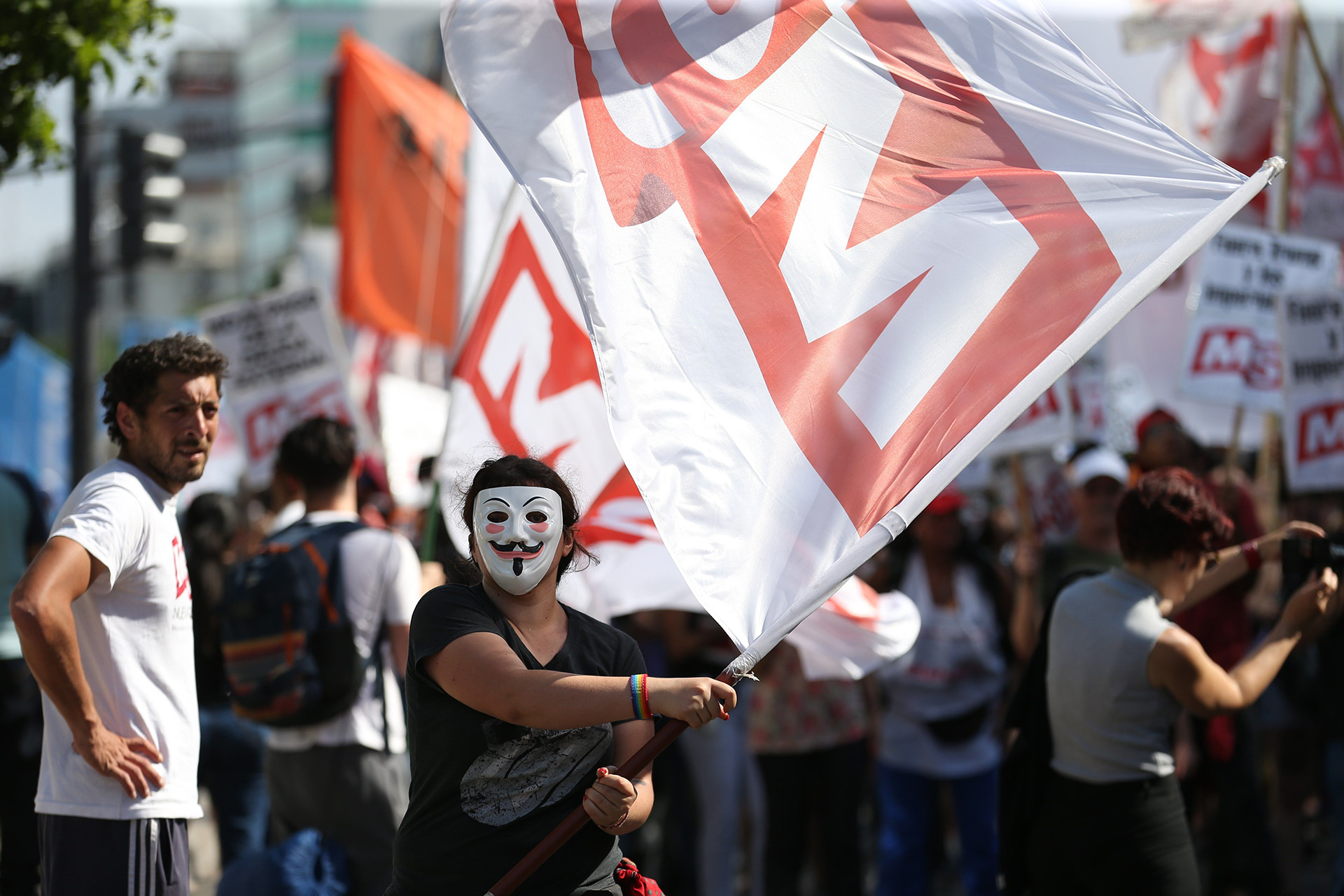 La marcha tuvo como principal consigna protestar contra la realización del G20