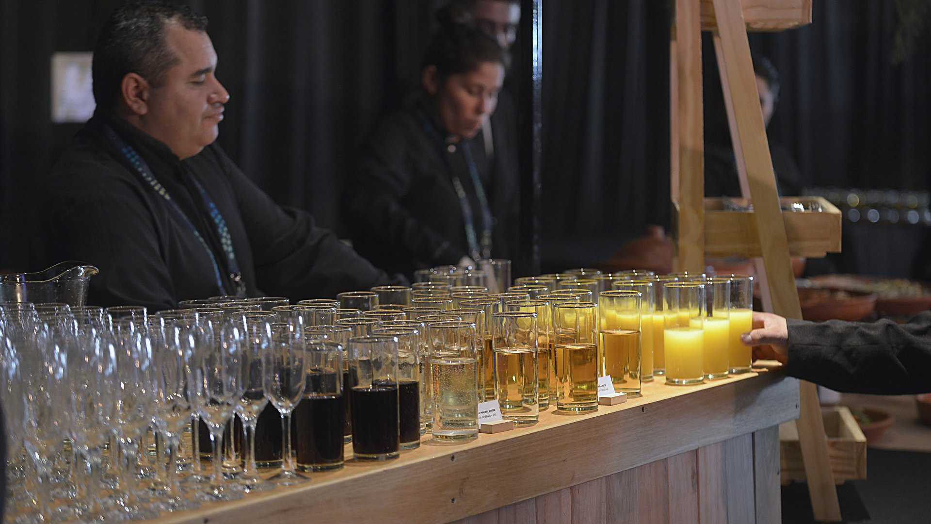 El catering trabajó las 24 horas, con bebidas de todo tipo y sándwiches, masas, budines y facturas