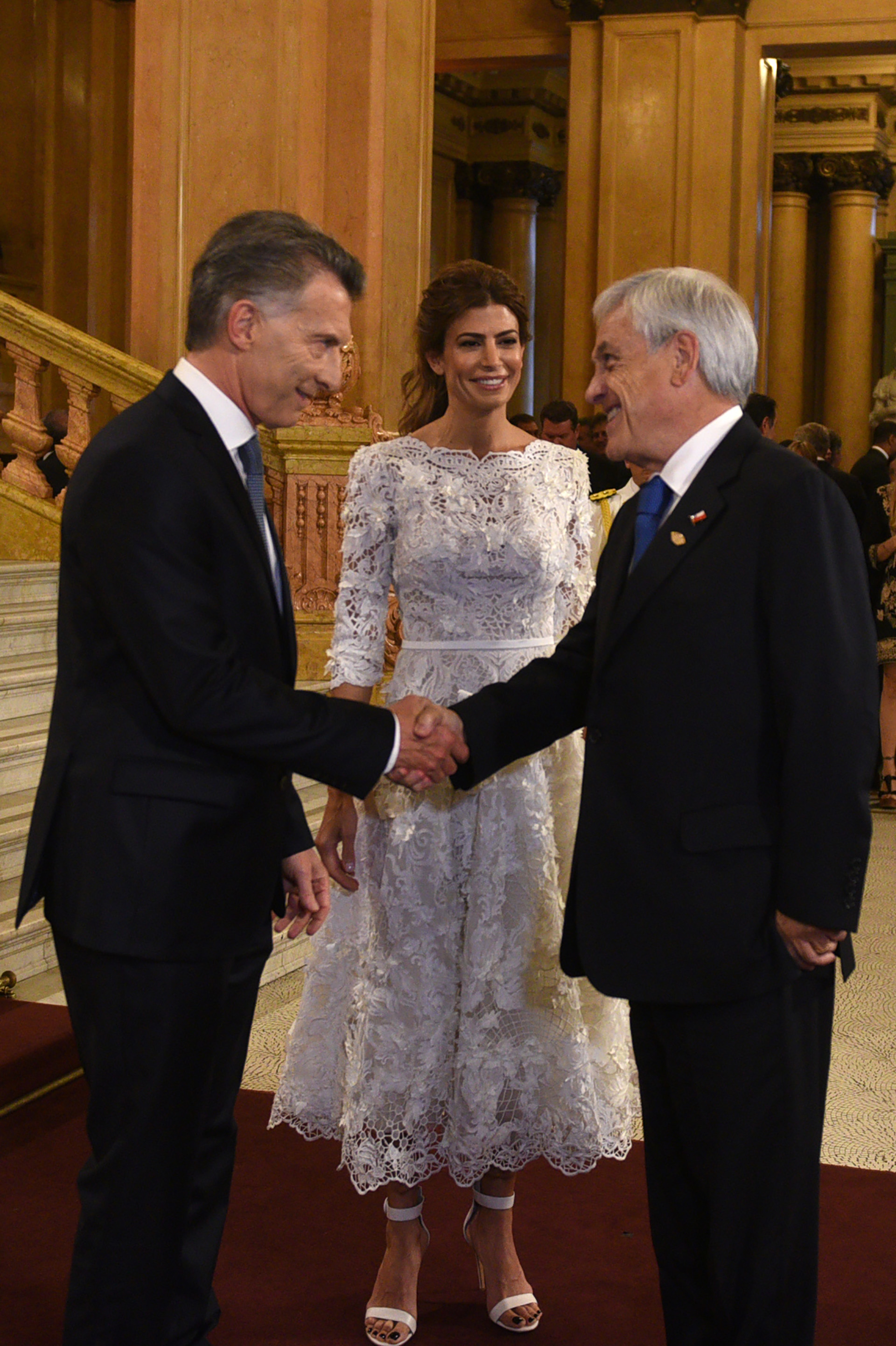 Mauricio Macri y el saludo con el presidente de Chile, Sebastián Piñera