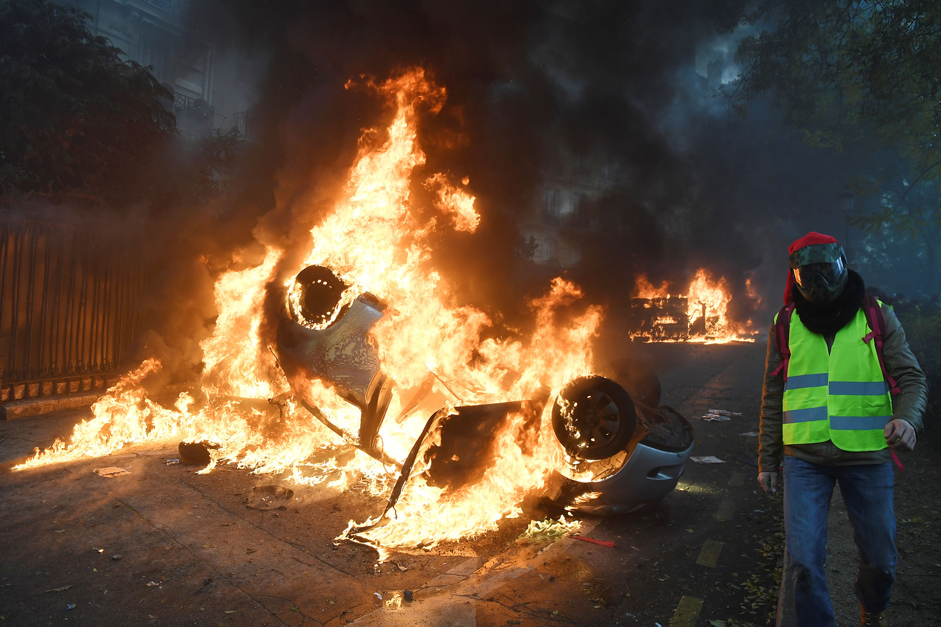 36.000 personas se manifestaron en toda Francia, de las cuales 5.500 estaban en los Campos Elíseos de París