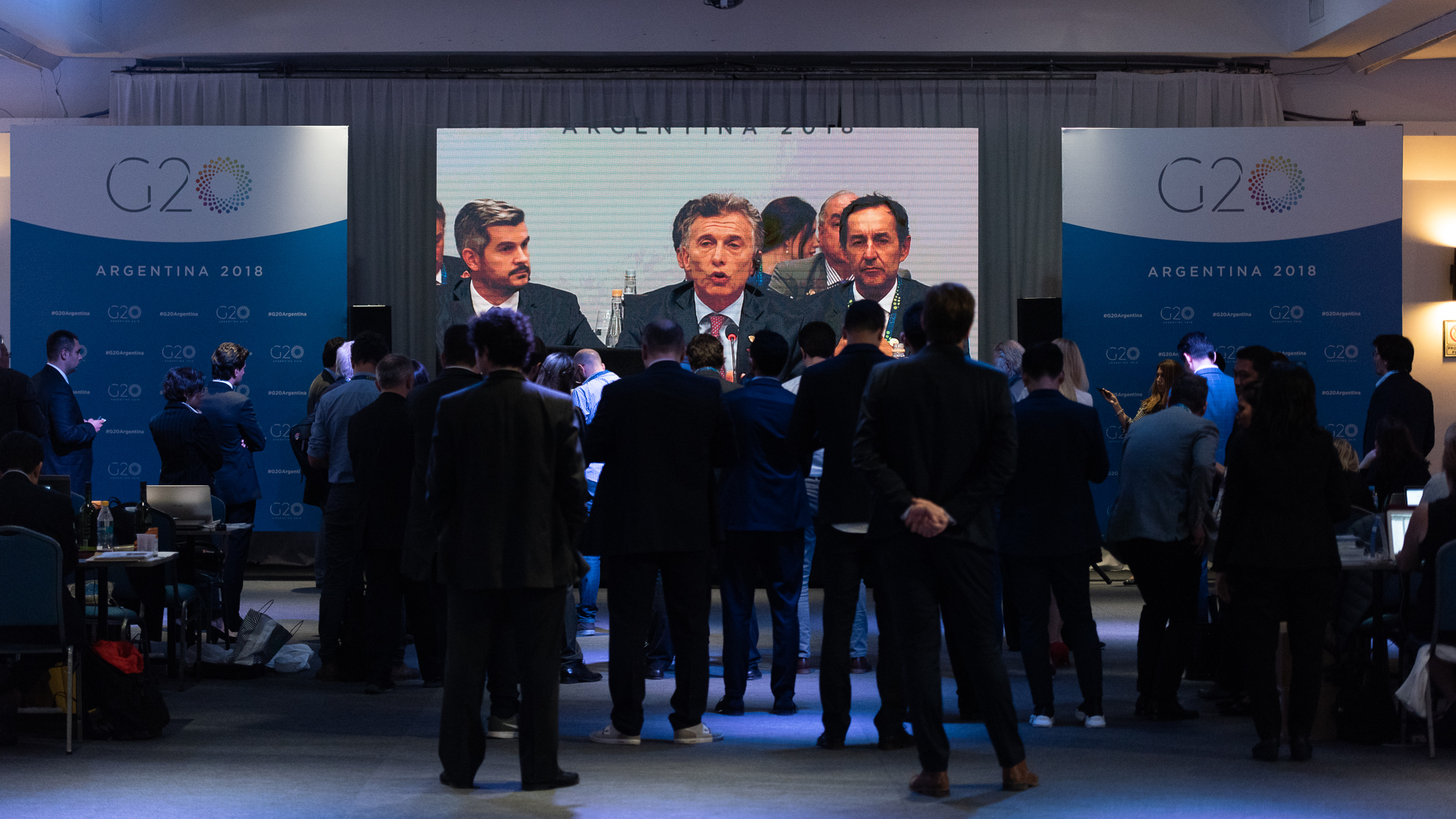 El presidente Mauricio Macri en una de las pantallas del centro de prensa