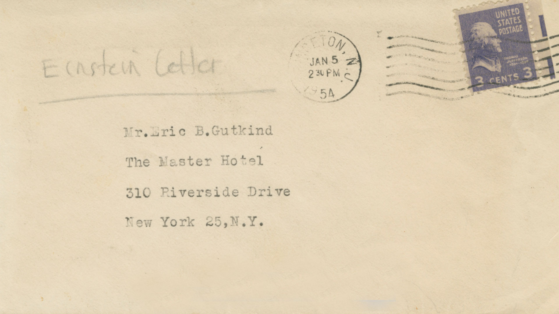 El sobre que contenía la carta en la que Albert Einstein le respondía a Eric Gutkind por su libro sobre religión