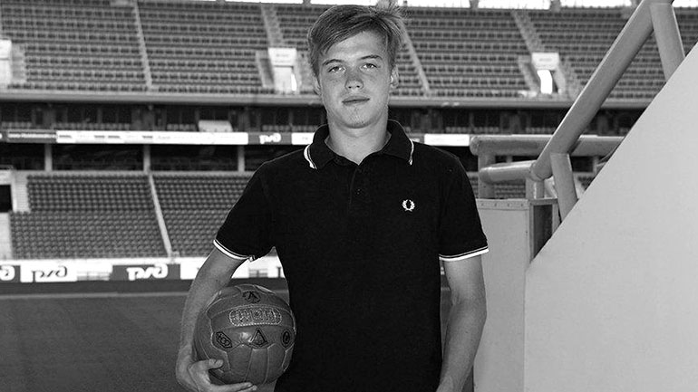 La cuenta de Twitter del Lokomotiv de Moscú anunció la muerte de Alexey Lomakin, una de las jóvenes promesas del equipo Sub 21 (@fclokomotiv_eng)