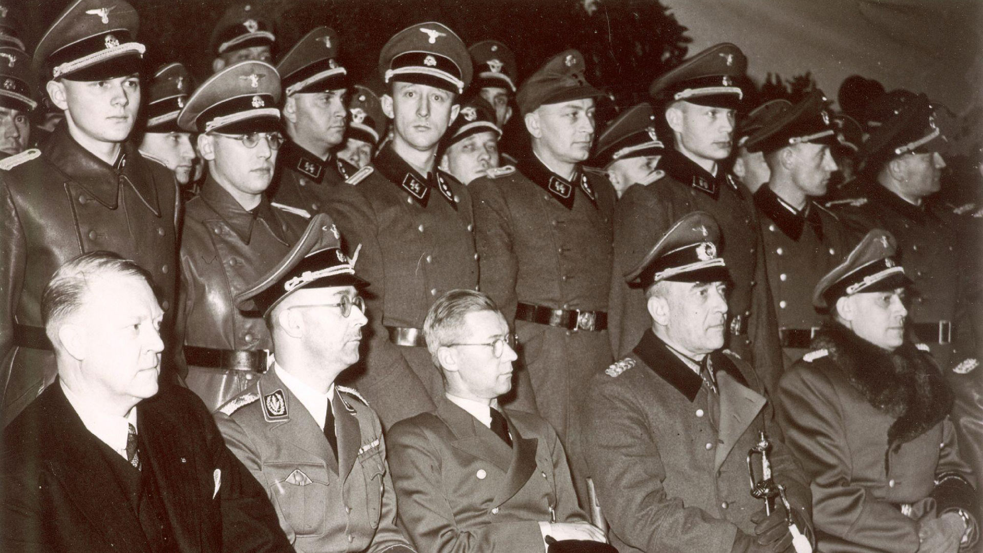 El líder nazi Heinrich Himmler durante una visita a Oslo en 1942