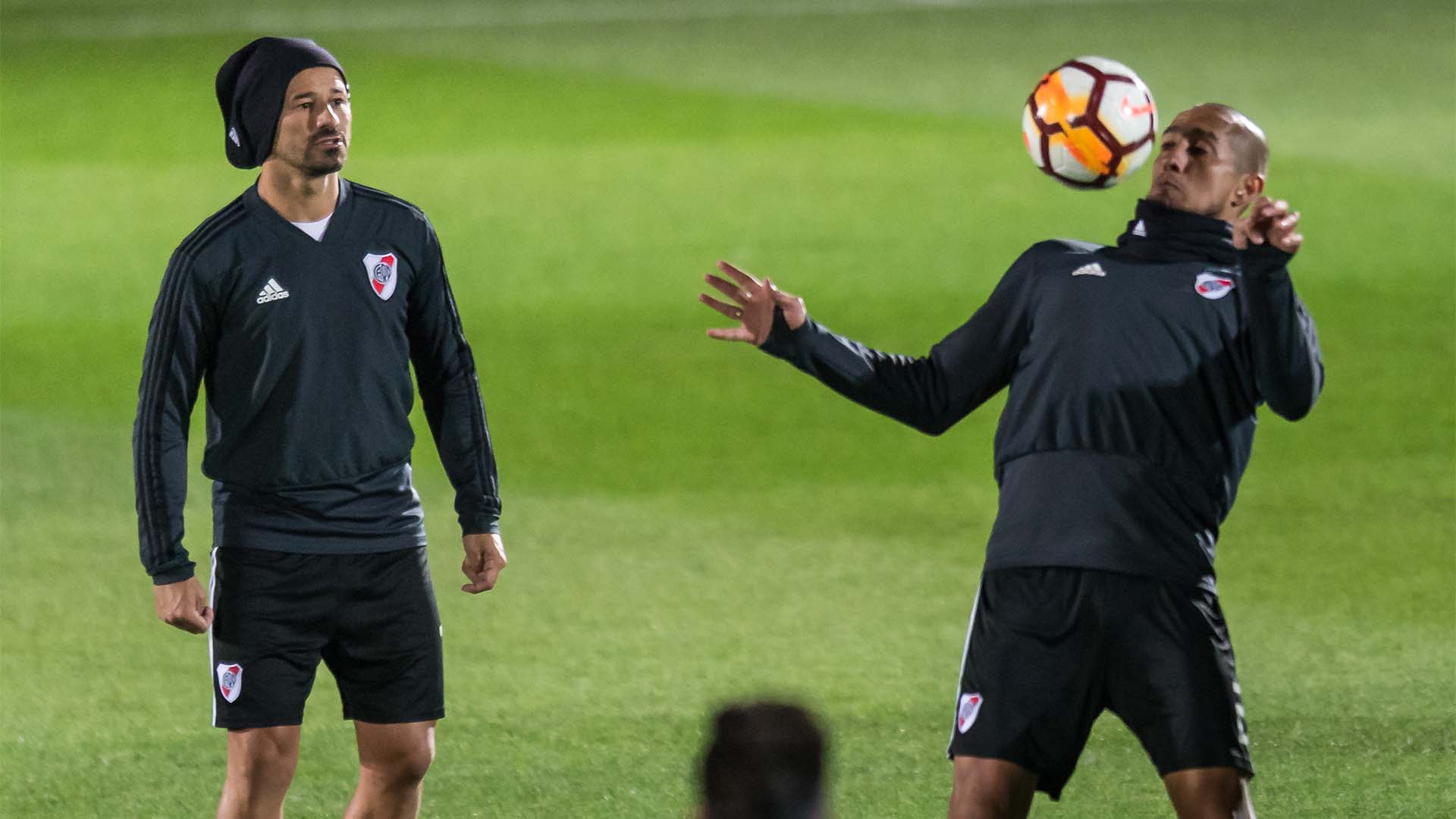 Mora y Maidana en escena