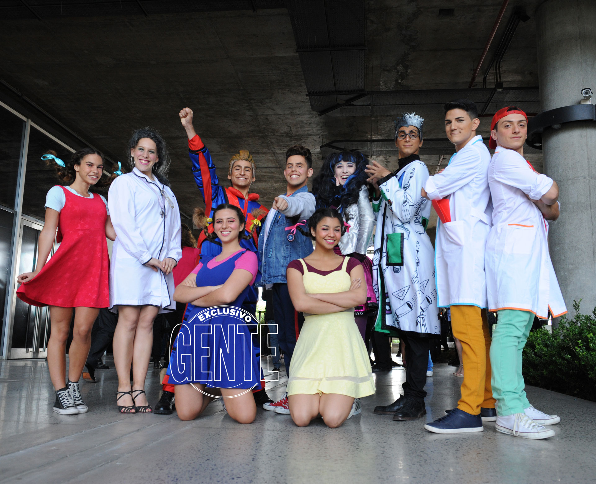Los chicos de “Mauo, el musical”. Estrenan el 2 de enero en el Teatro Libertad. Foto: Julio César Ruiz/RevistaGENTE