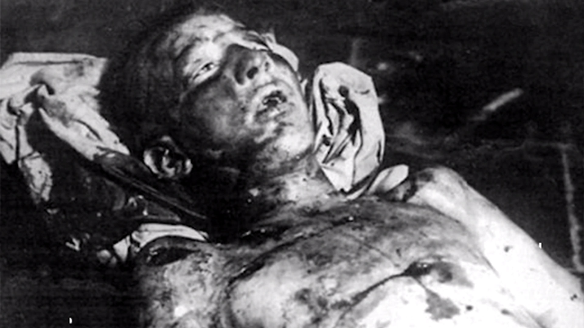 El cuerpo sin vida de Anteo Zamboni, el niño de 15 años que disparó contra Benito Mussolini y podría haber cambiado la historia del Siglo XX