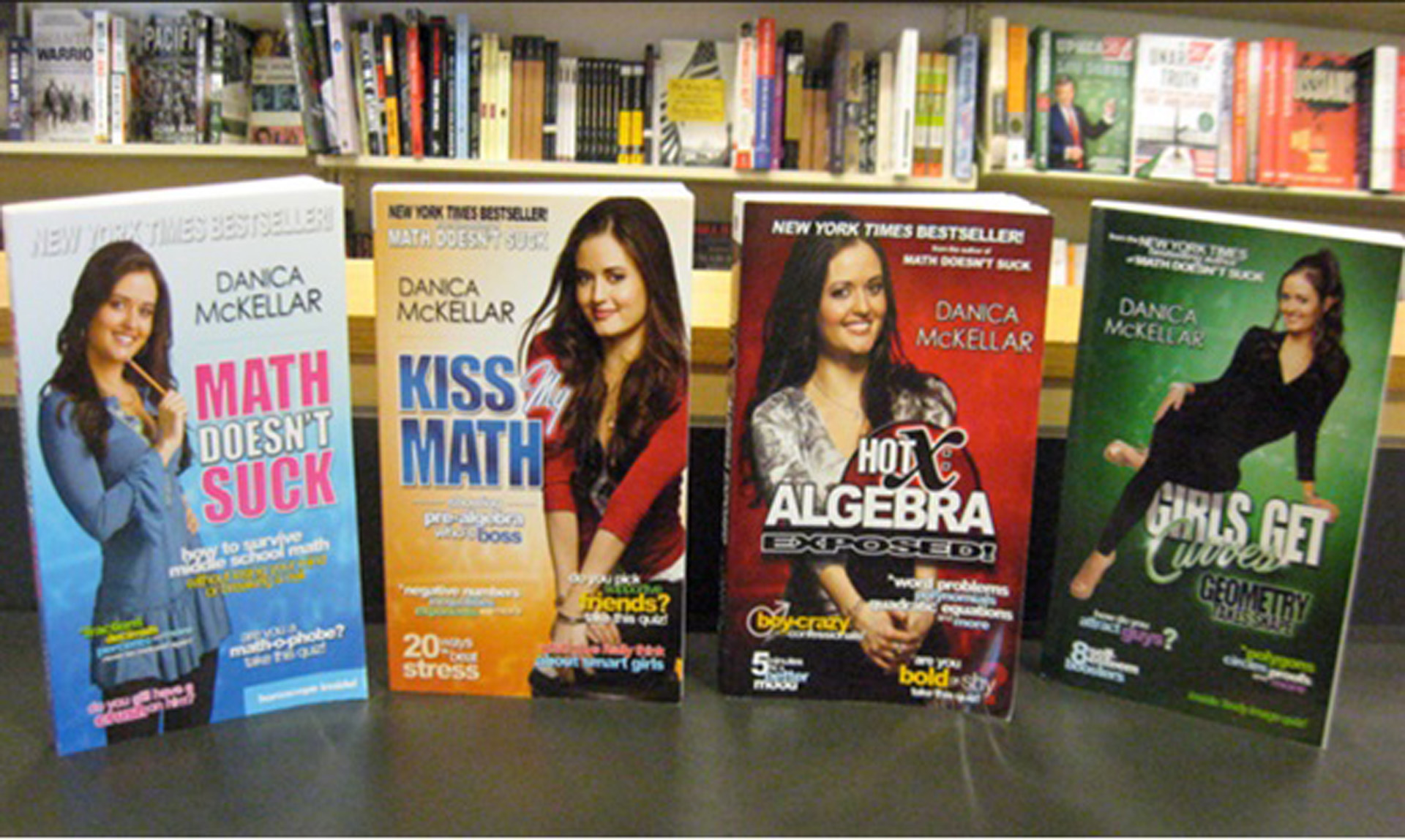 Algunos de los libros de Danica McKellar