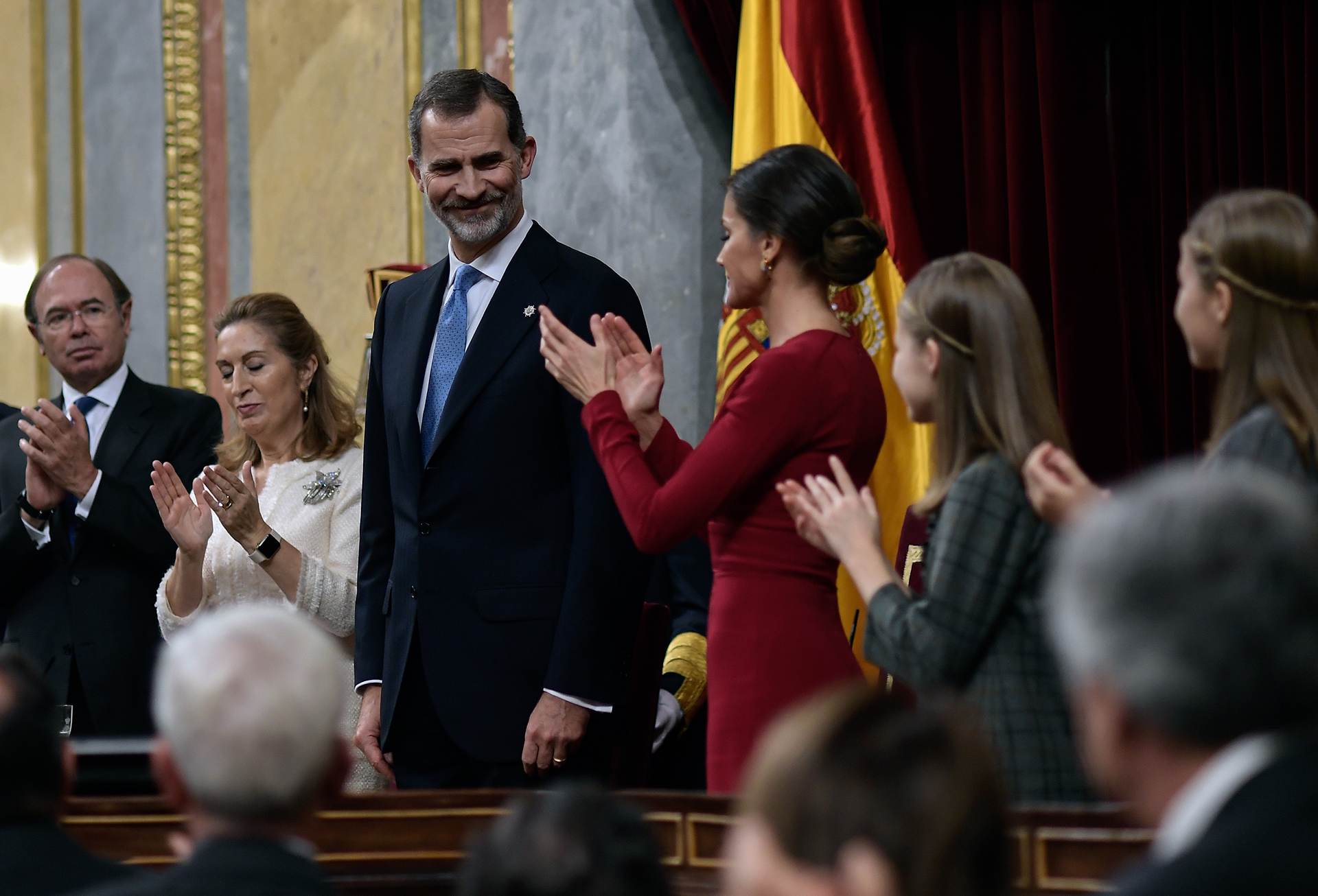 Los reyes Felipe y Letizia junto a sus hijas, Leonor y Sofía, durante la celebración por el 40 aniversario de la Constitución Española