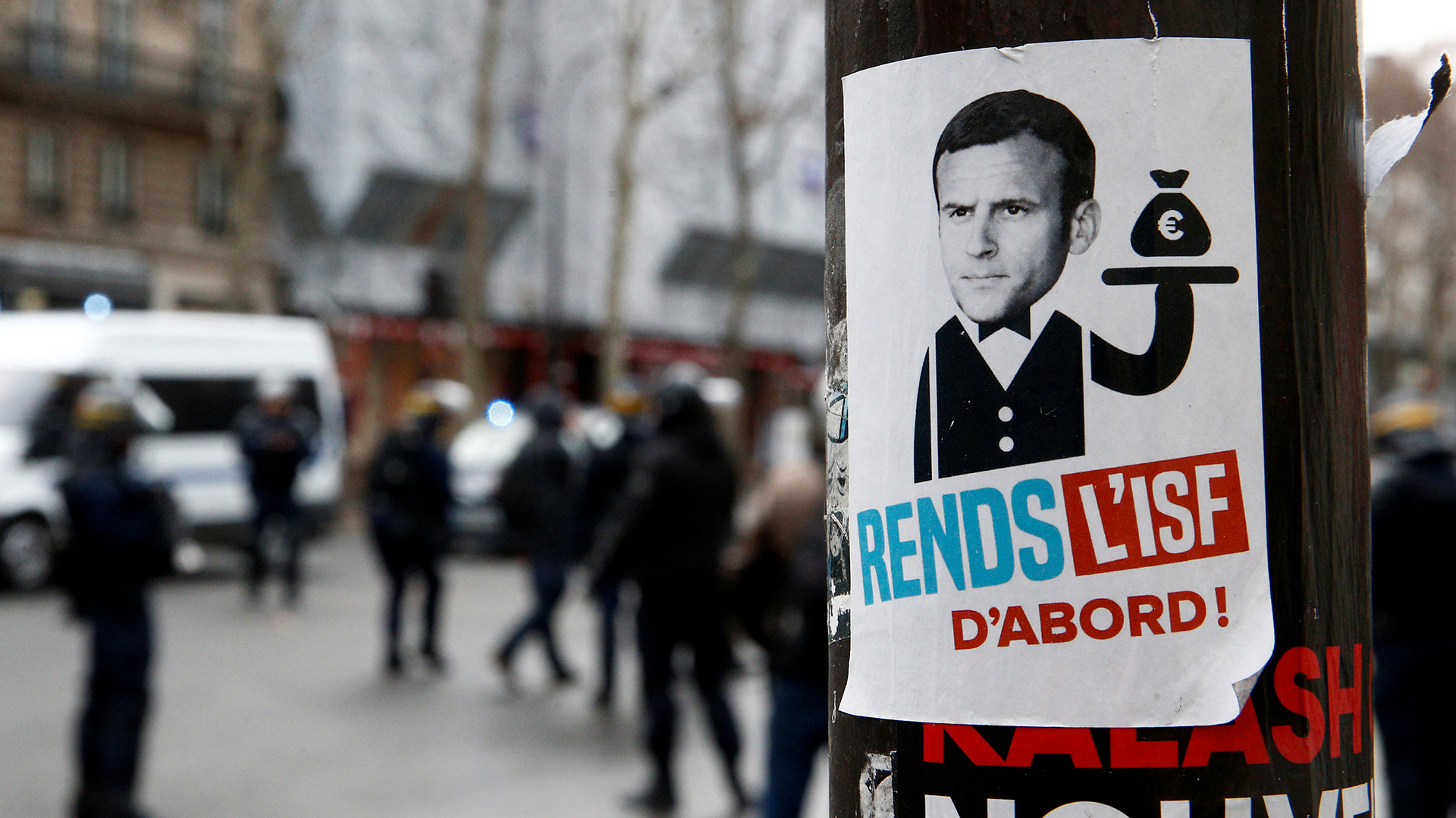 Los manifestantes exigen la renuncia de Macron (REUTERS/Stephane Mahe)