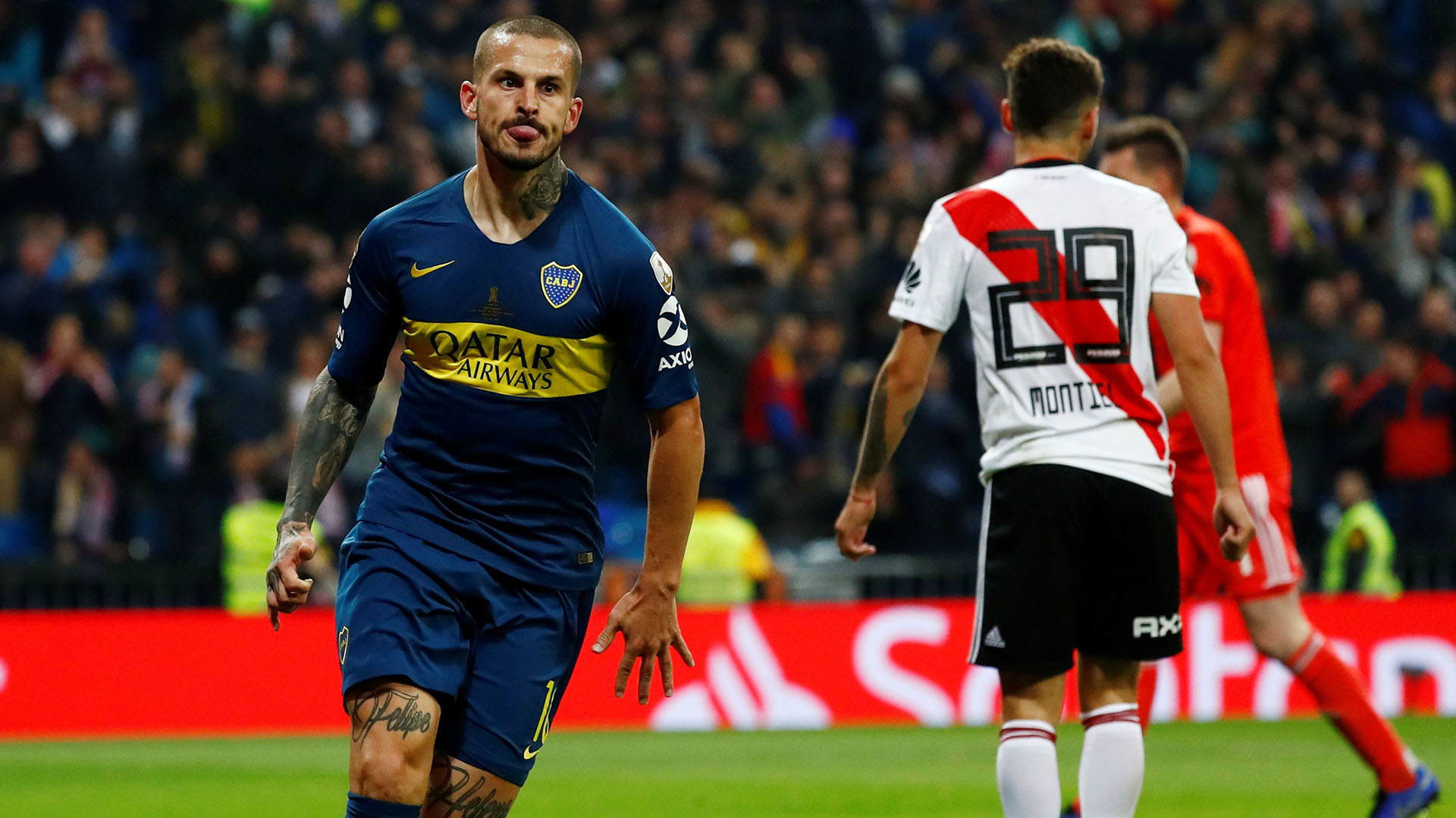 El delantero escapó mano a mano tras un fantástico pase de Nández