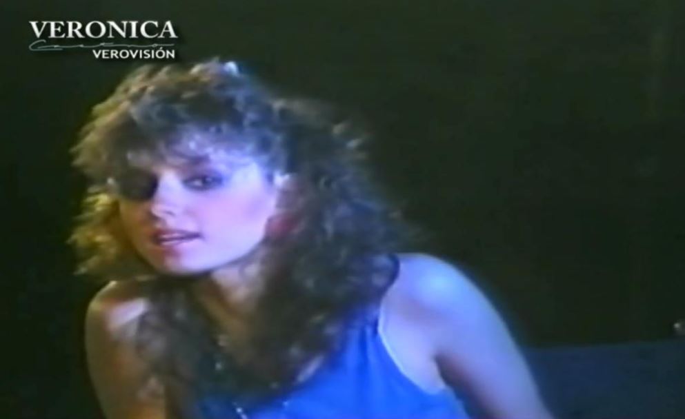 Angélica Rivera debutó en los medios gracias a Verónica Castro (Foto: YouTube Verovisión)