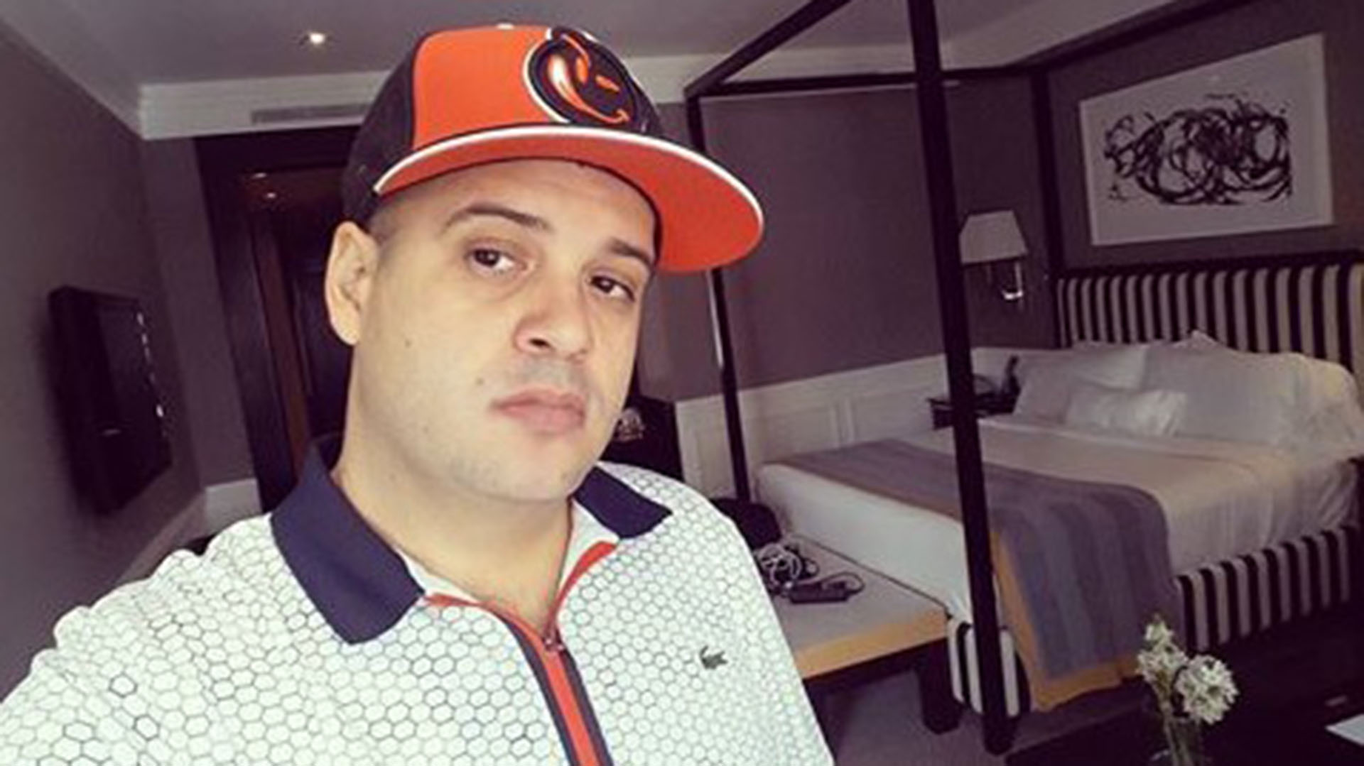 Brent Ron William Harracksingh tenía alrededor de 350 clientes que compraban sus videos de pornografía infantil en cinco dólares.