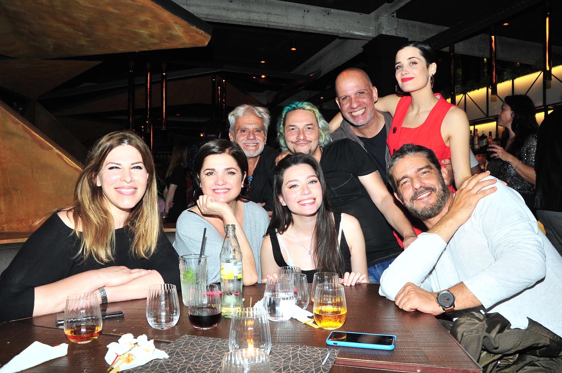 Parte del equipo de la película “Sola”