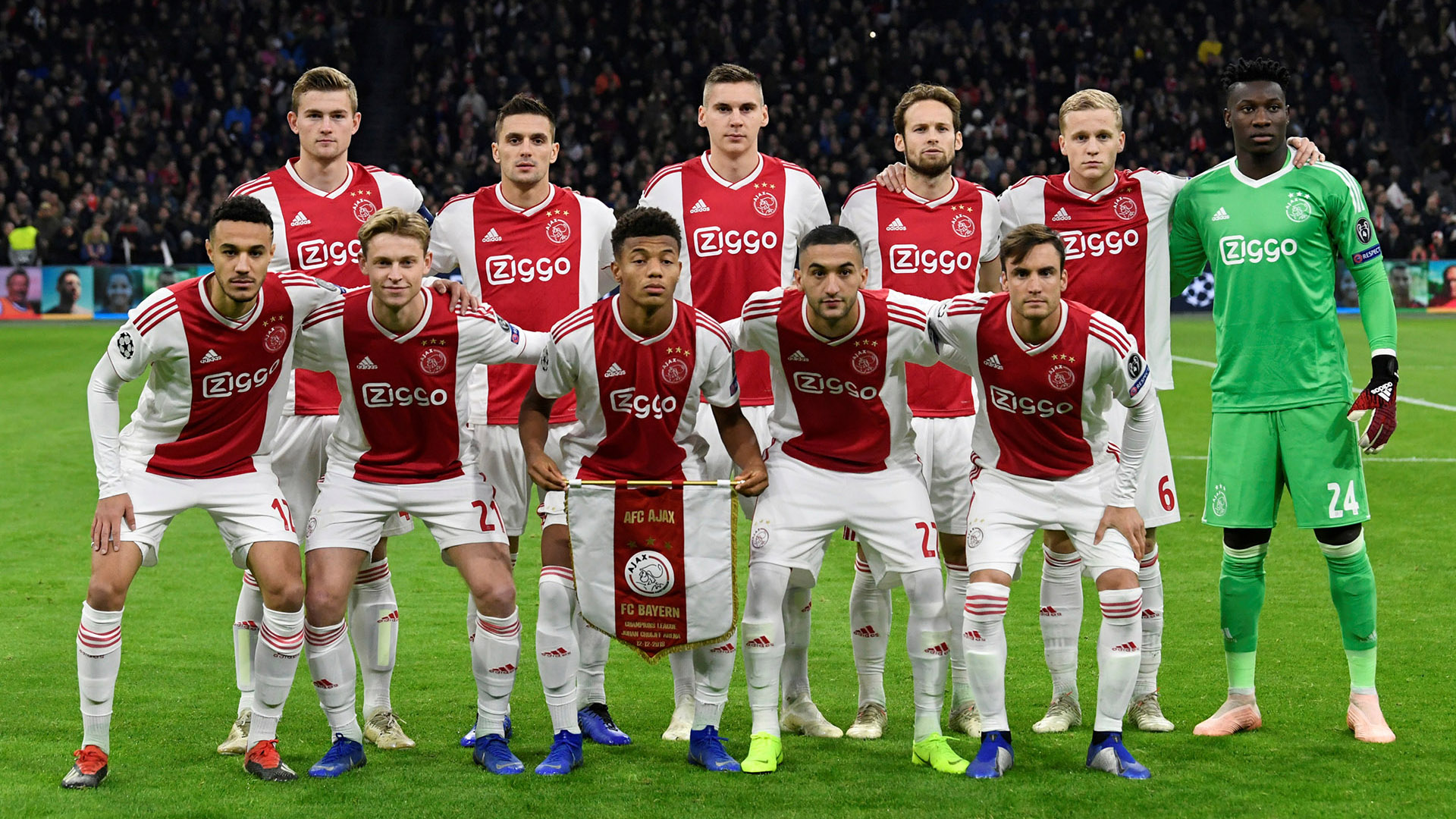 La formación del Ajax mezcla el talento de su escuela con fichajes de experiencia (REUTERS)