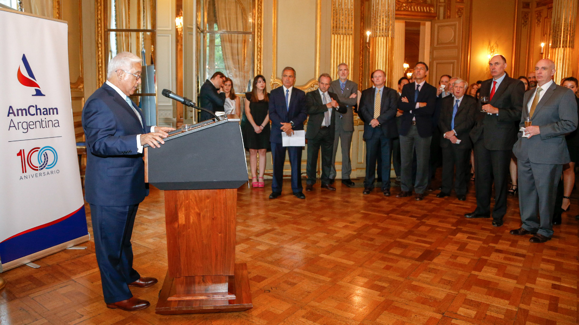 El embajador Edward C. Prado durante la recepción de fin de año de la AmCham Argentina