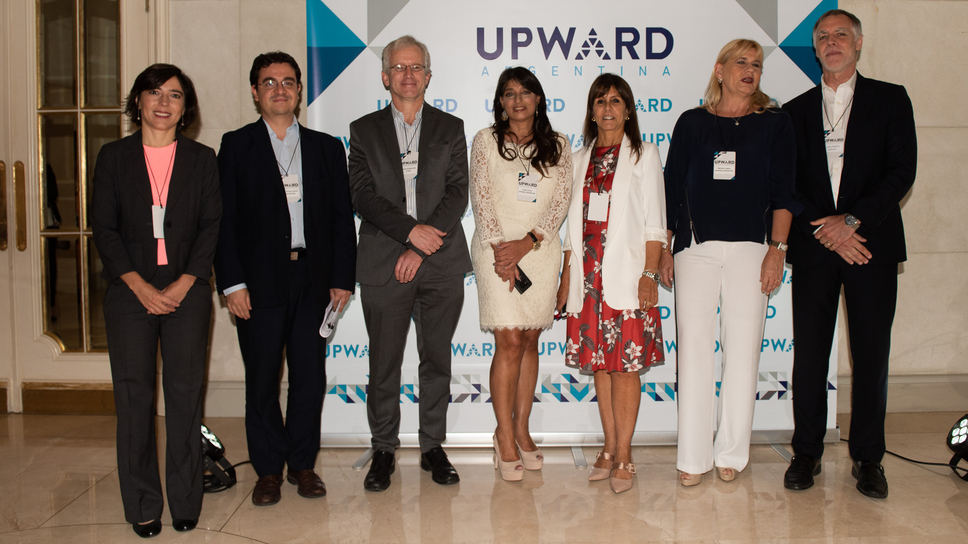 Verónica Rappoport (Vicepresidente 2da. del Banco Central), Daniel Gómez Gaviria ( Senior economist Cono Sur del Banco Mundial), Ernesto Schargrodsky (Rector Universidad Torcuato Di Tella), Viviana Zocco (Líder UPWARD Argentina/ CEO Grupo VI-DA) , Marcela Losardo y Alejandro Lastra (Director de RRII Telefónica)