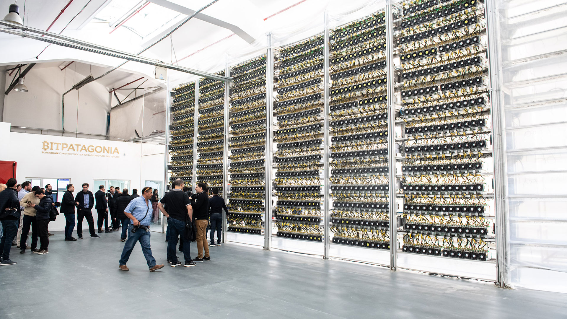 La mayor fábrica local de bitcoins: cuáles son los planes de los  empresarios que apuestan a la 