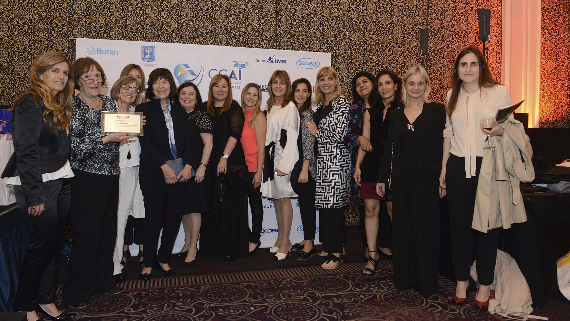 Empresarias, científicas, funcionarias de Gobierno, mujeres destacadas