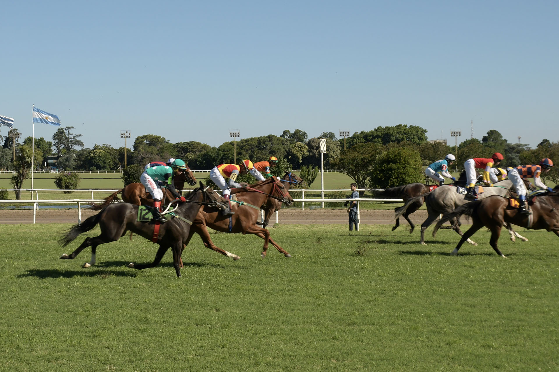 Los jockeys y los caballos, un espectáculo que disfrutó toda la familia