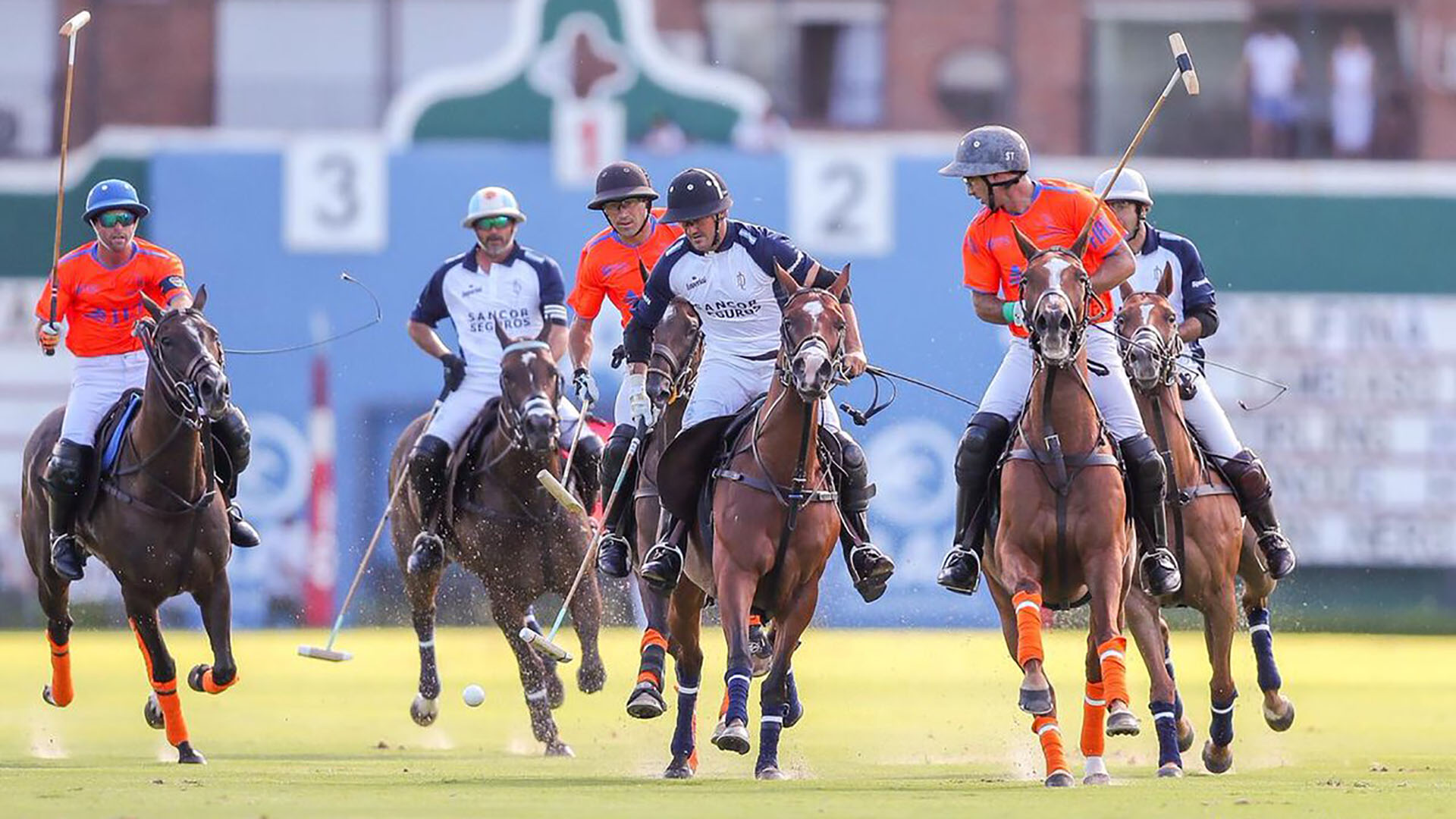 Con un Adolfo Cambiaso brillante, se impuso 17-12 tras haber perdido los dos primeros chukkers. Se trata del decimosegundo título del Abierto Argentino para el equipo (@asocdepolo)
