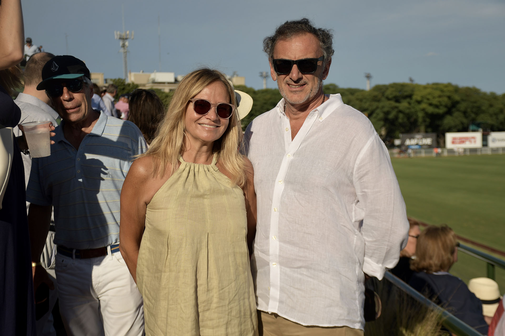 Claudio Cesario, presidente de la Asociación de Bancos de la Argentina (ABA), y su mujer Nélida Barral