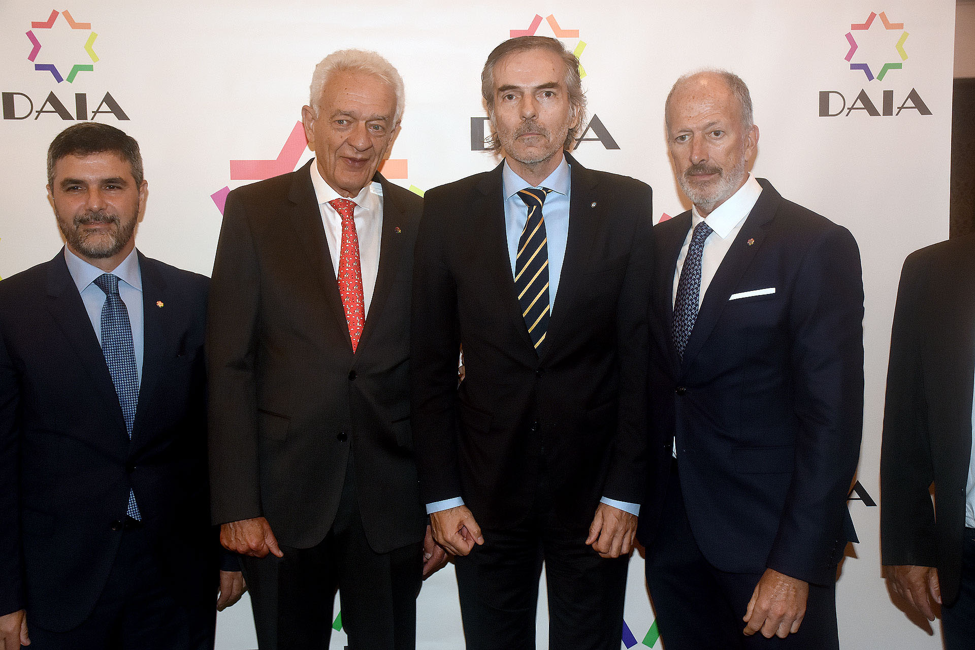 Alejandro Zuchowicki, secretario general de la DAIA; David Stalman, vicepresidente primero; Gustavo Hornos, juez de la Sala IV de la Cámara Federal de Casación Penal; y Jorge Knoblovits, presidente de la DAIA