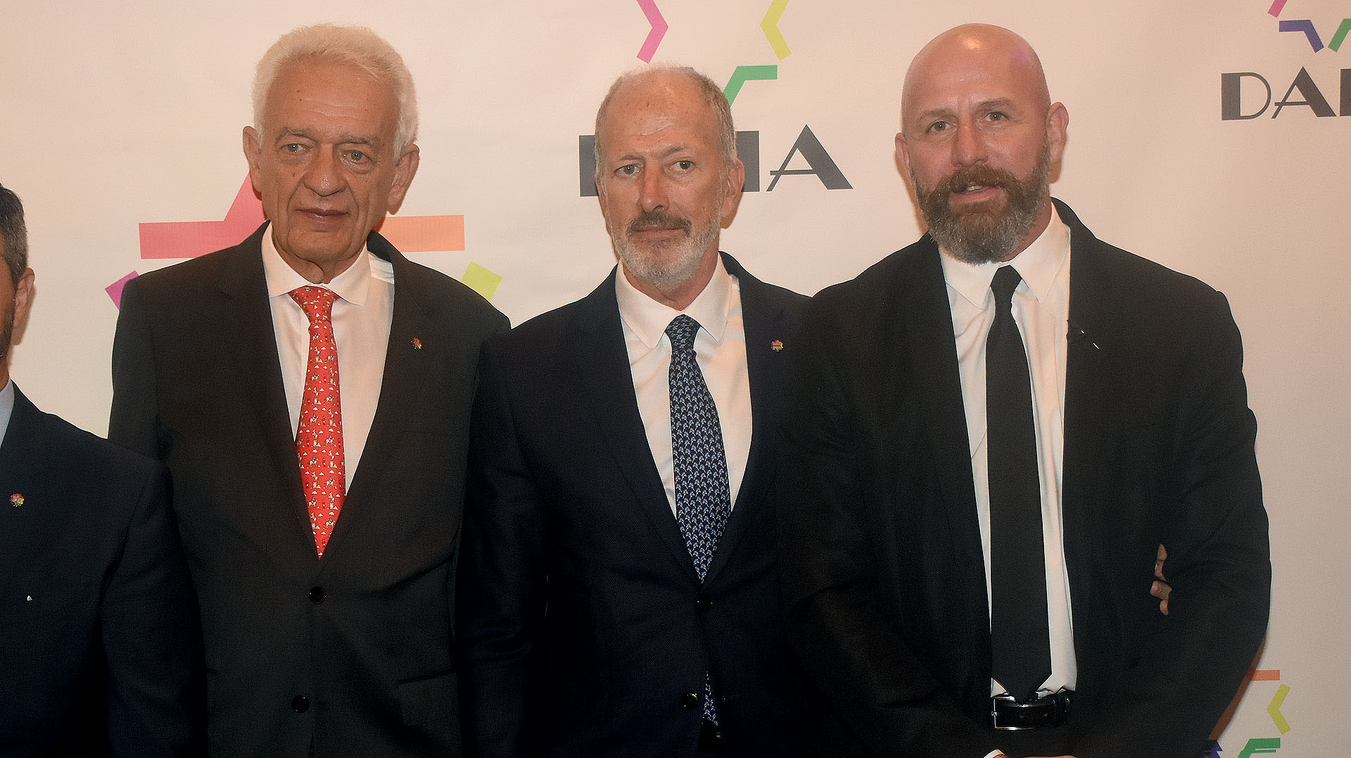 David Stalman y Jorge Knoblovits junto al diputado Waldo Wolff
