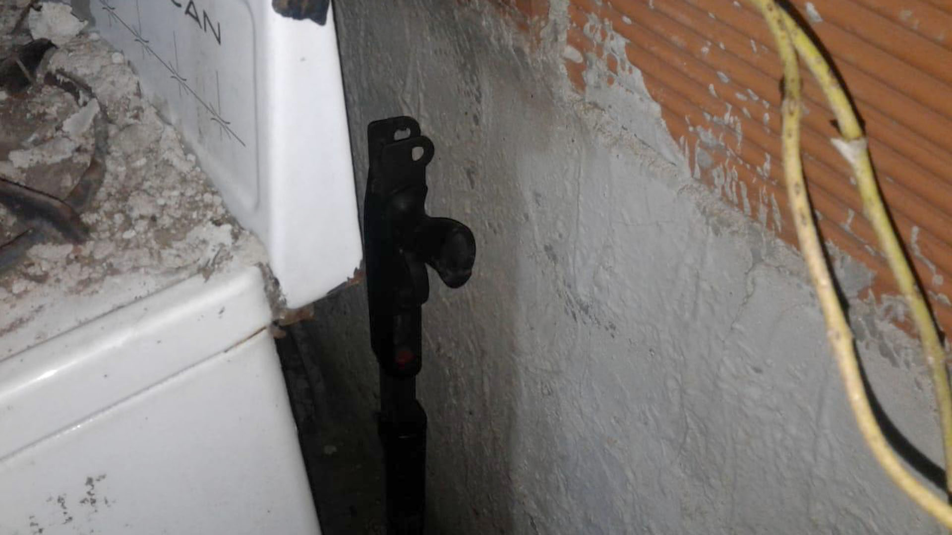 Una de las armas estaba escondida