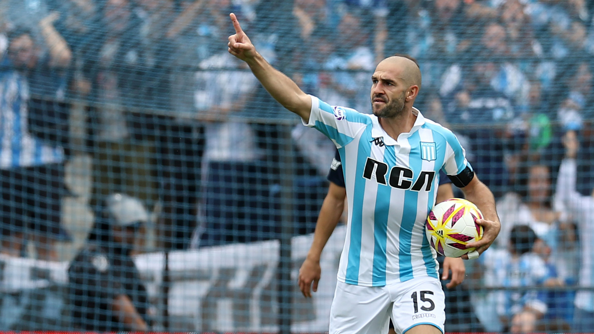 Lisandro López es el referente de Racing (Fotobaires)