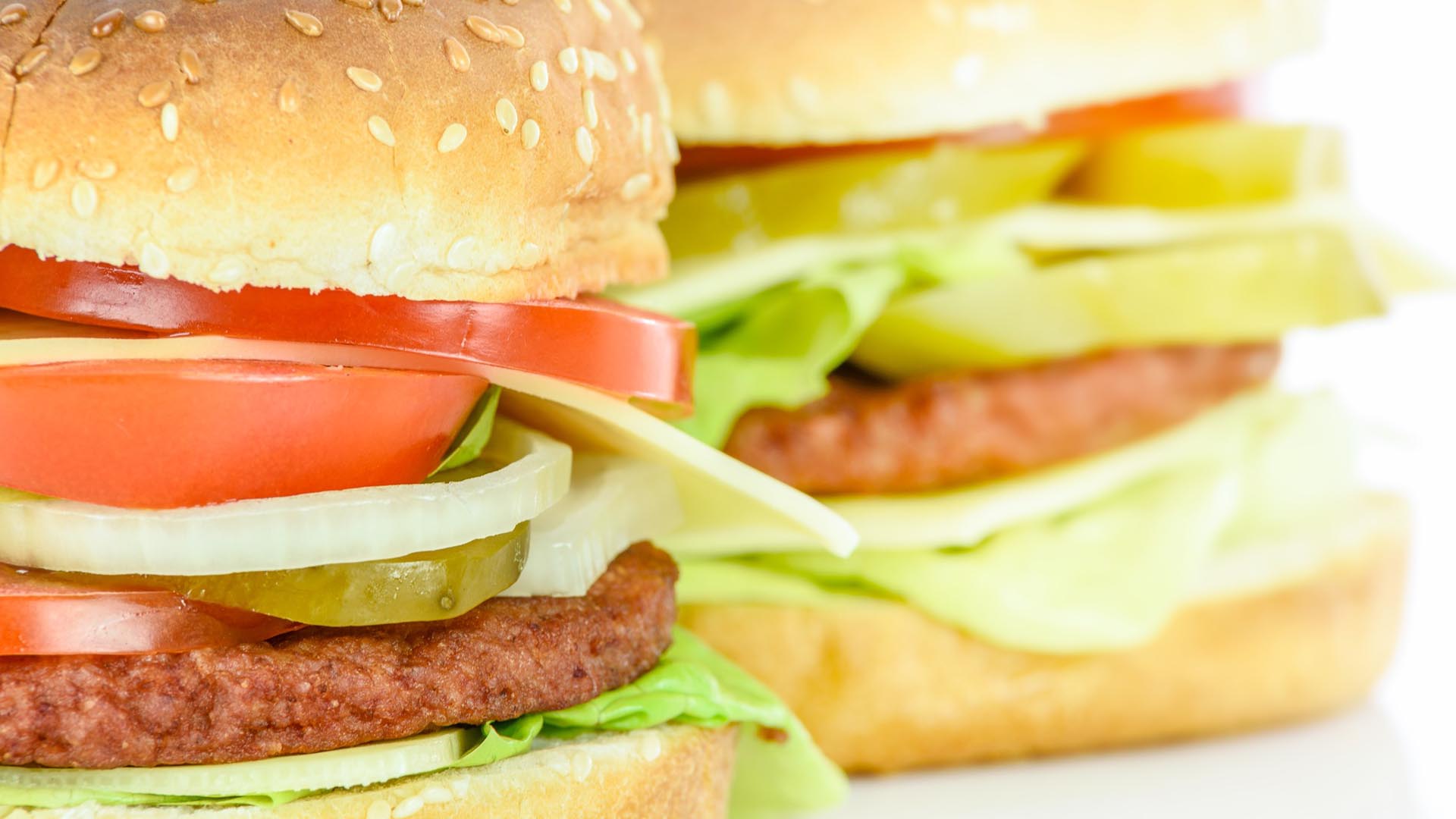 Las Funburguers están hechas 100% con carne de cerdo y vienen en tres variedades: clásica, criolla y bacon & cheddar.