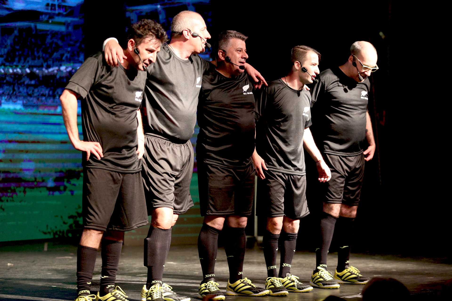 Se estrenó “Sin Codificar Is Back” en el teatro Coral de Villa Carlos Paz (Fotos: Mario Sar)