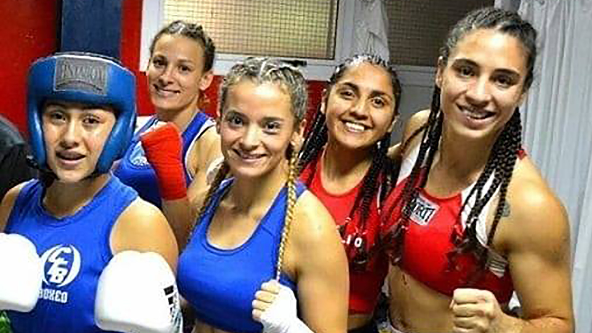 La boxeadora tenía 23 años (a la derecha)