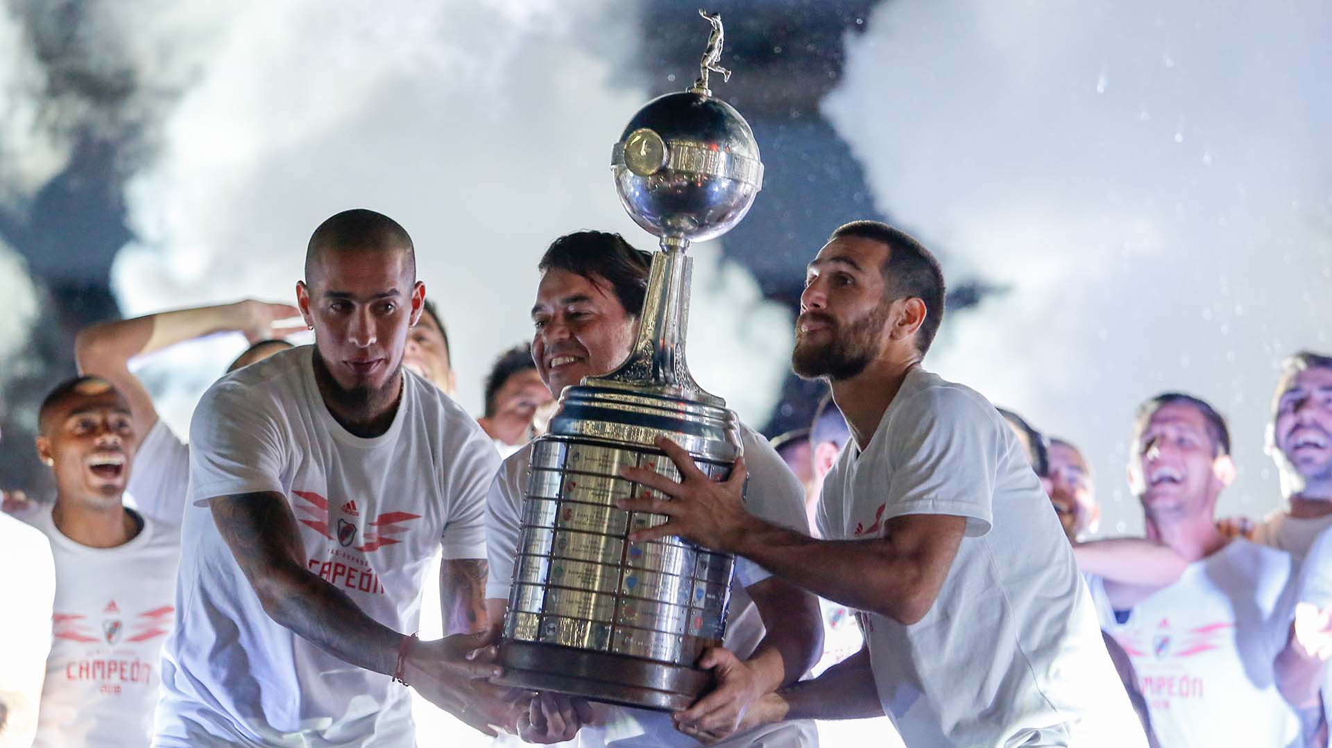 River festeja la obtención de la Copa Libertadores de América en el Monumental (Nicolás Aboaf)
