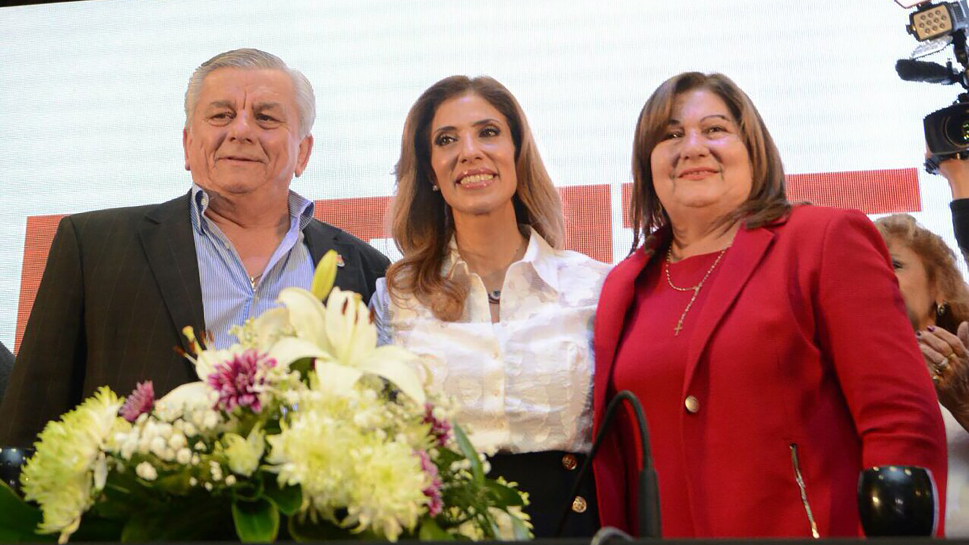 El legislador junto a la ex gobernadora Claudia Ledesma Abdala
