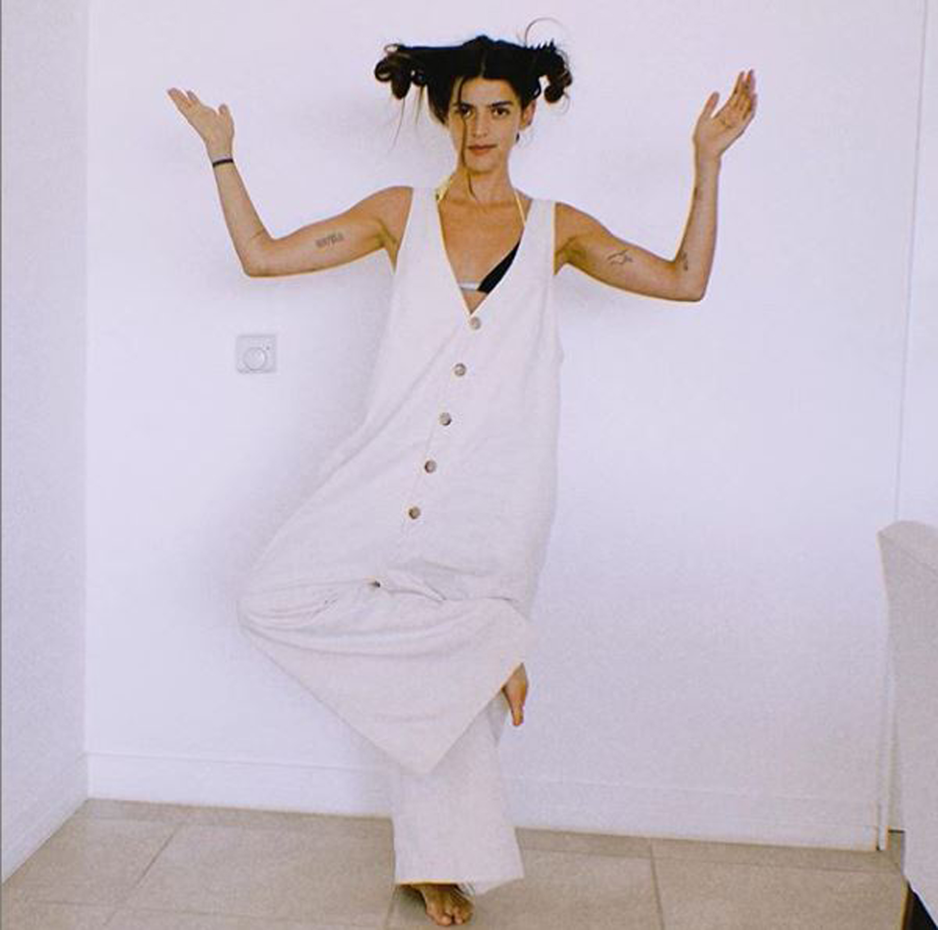 El outfit de Calu Rivero para ir a la playa de Punta del Este