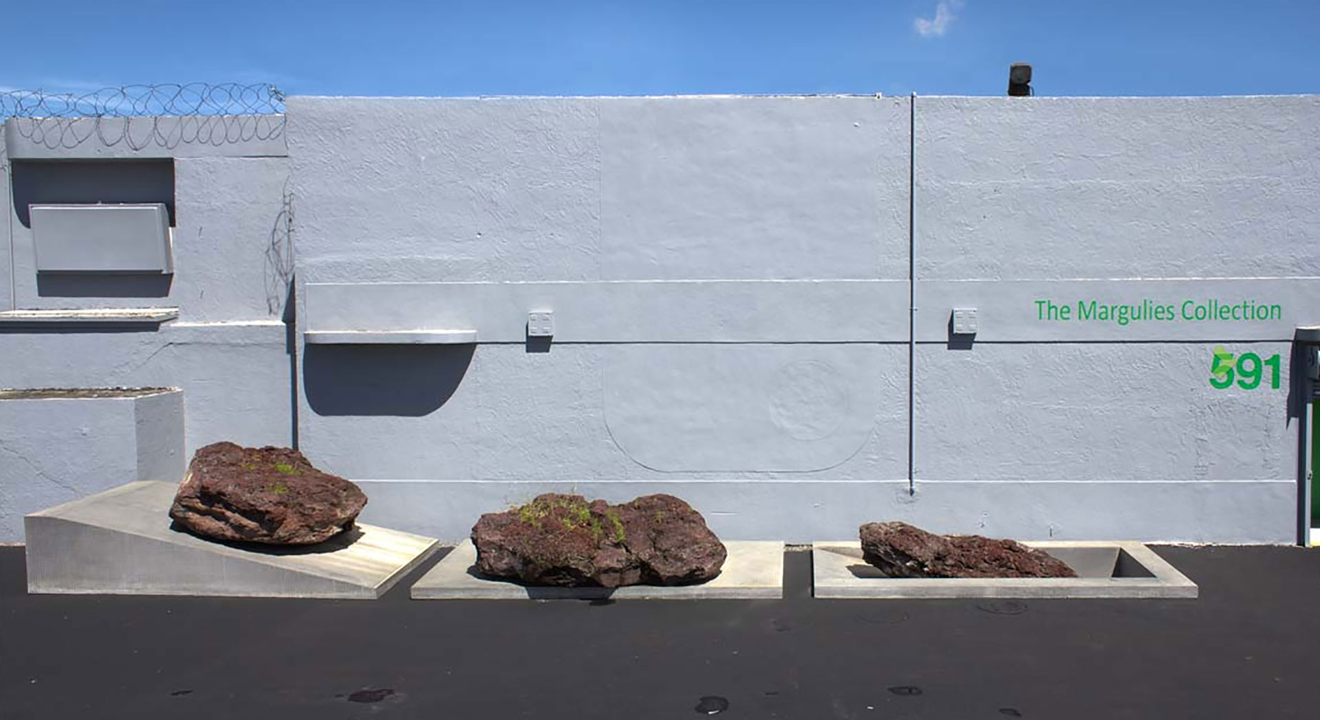 Tres de las galerías de coleccionistas privados más importantes del mundo están en Wynwood, es posible visitarlas diariamente con cita previa, Marguelis Collection es una de ellas, con fotos, videos y esculturas