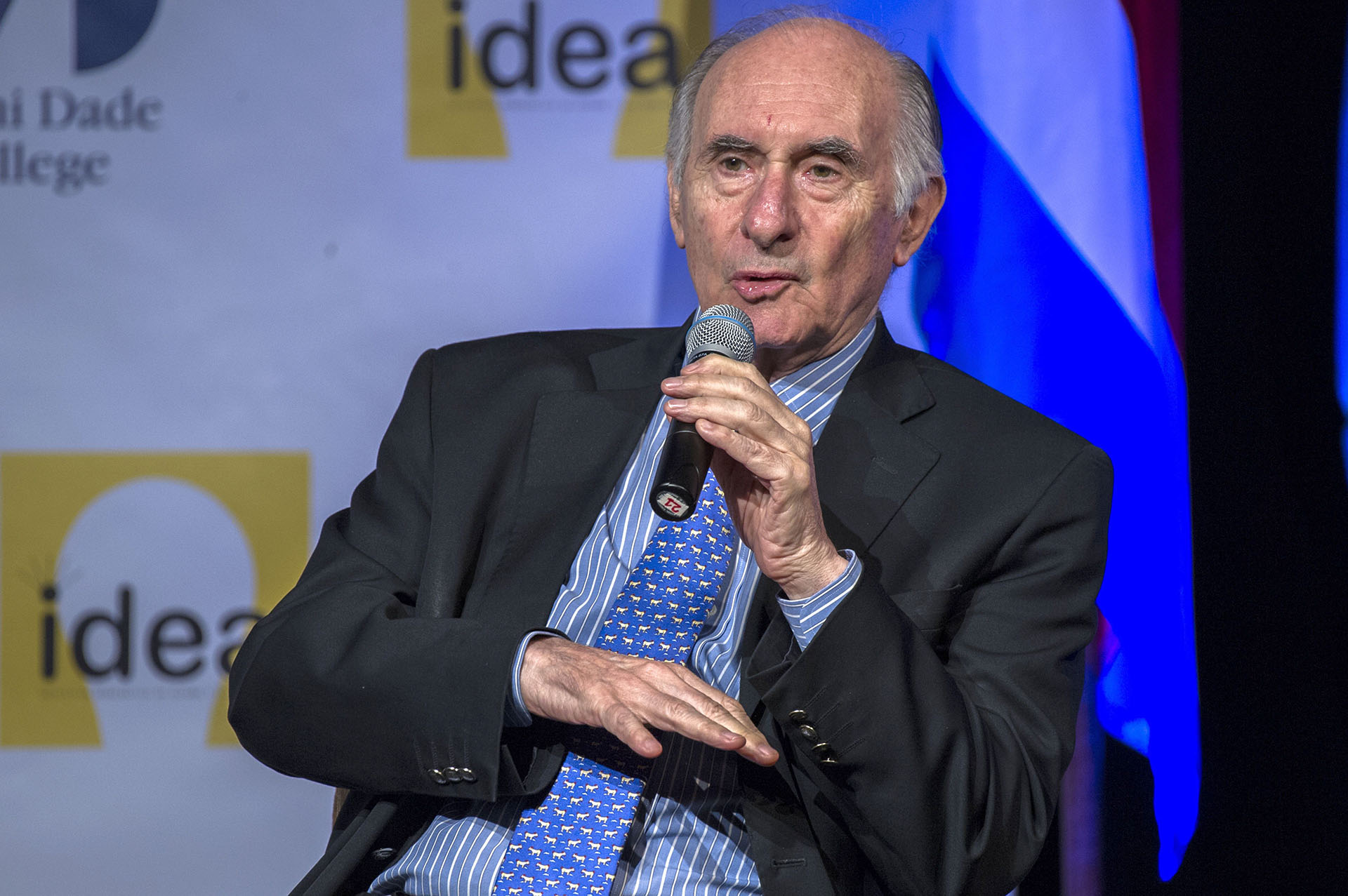 El 25 de octubre de 2017, el ex presidente Fernando de la Rúa participó de la segunda reunión anual de exmandatarios iberoamericanos en Miami, Florida (Estados Unidos)