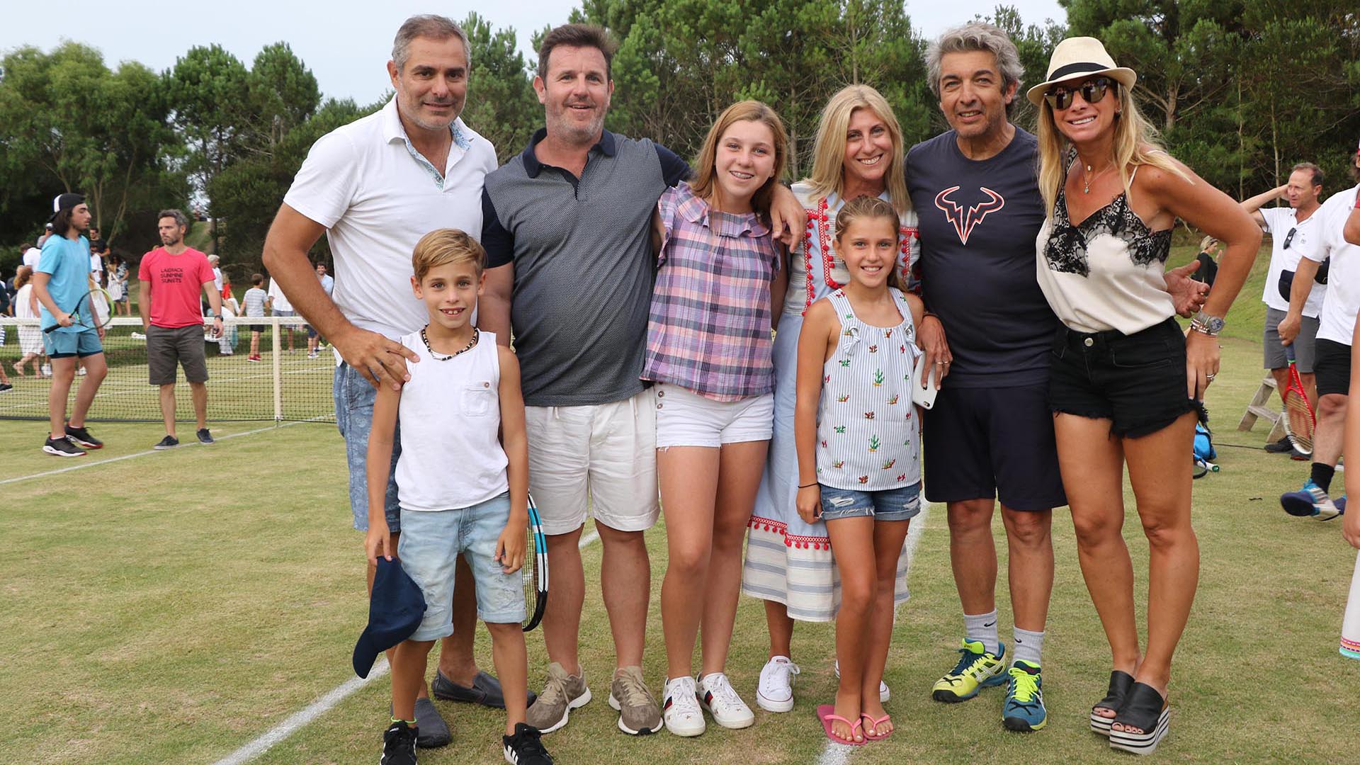 Gastón Marquevich y Ricardo Darín junto a Christian Mirenna, María Laura Penovi y Romina Garfunkel