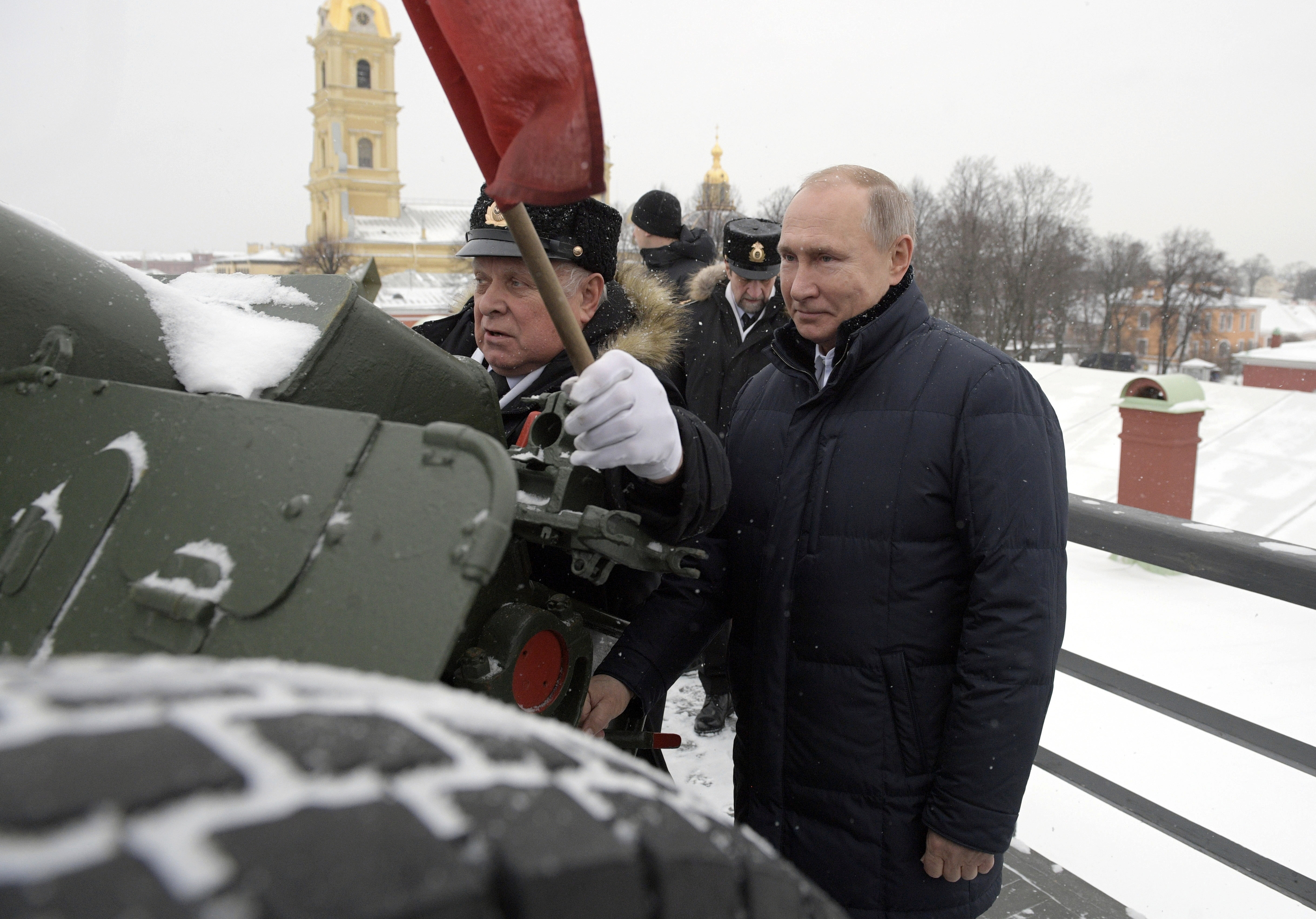 Putin disparó el cañón de la fortaleza (AP)