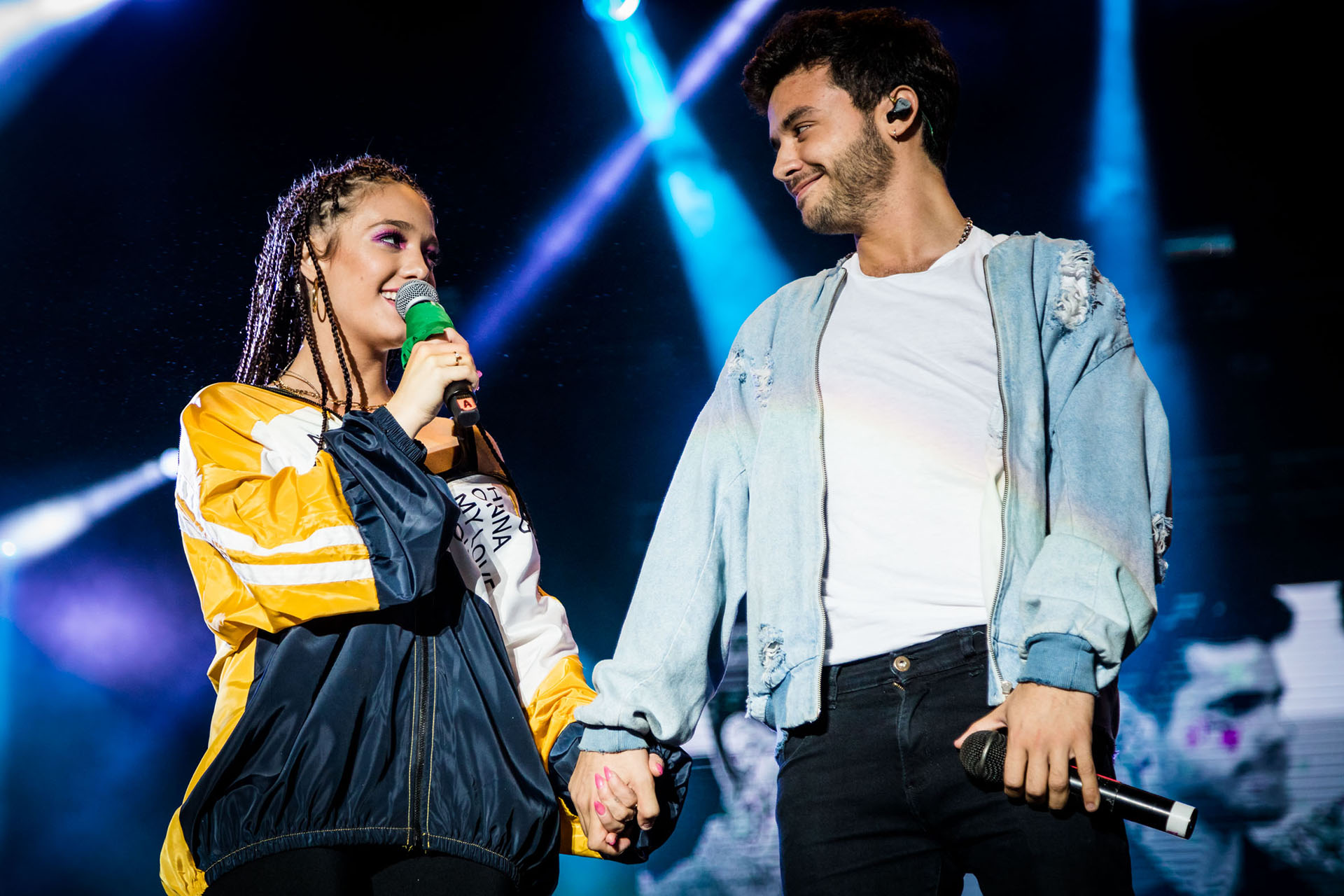 Agustín Casanova, quien es el compañero preferido de Ángela, cantó a la par de ella en este importante evento