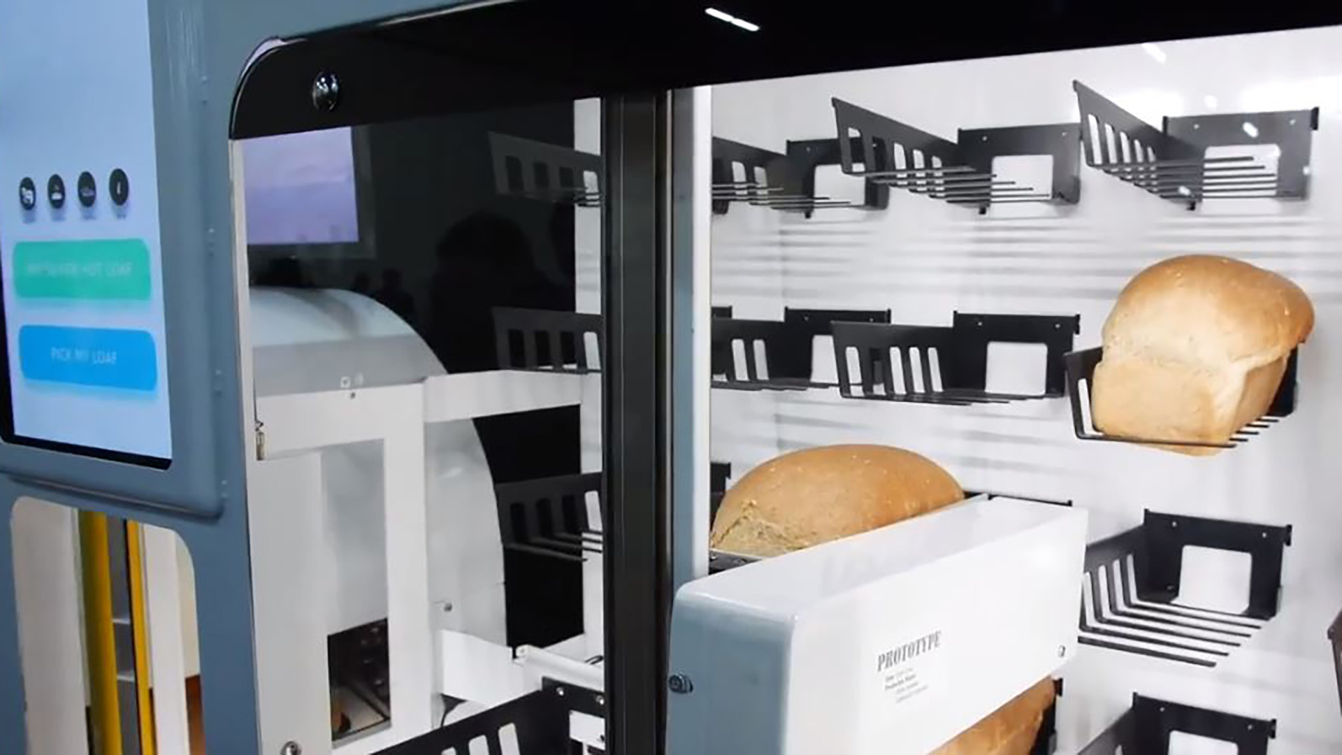 BreadBot, el robot panadero que sorprendió en la feria de tecnología en Las Vegas.