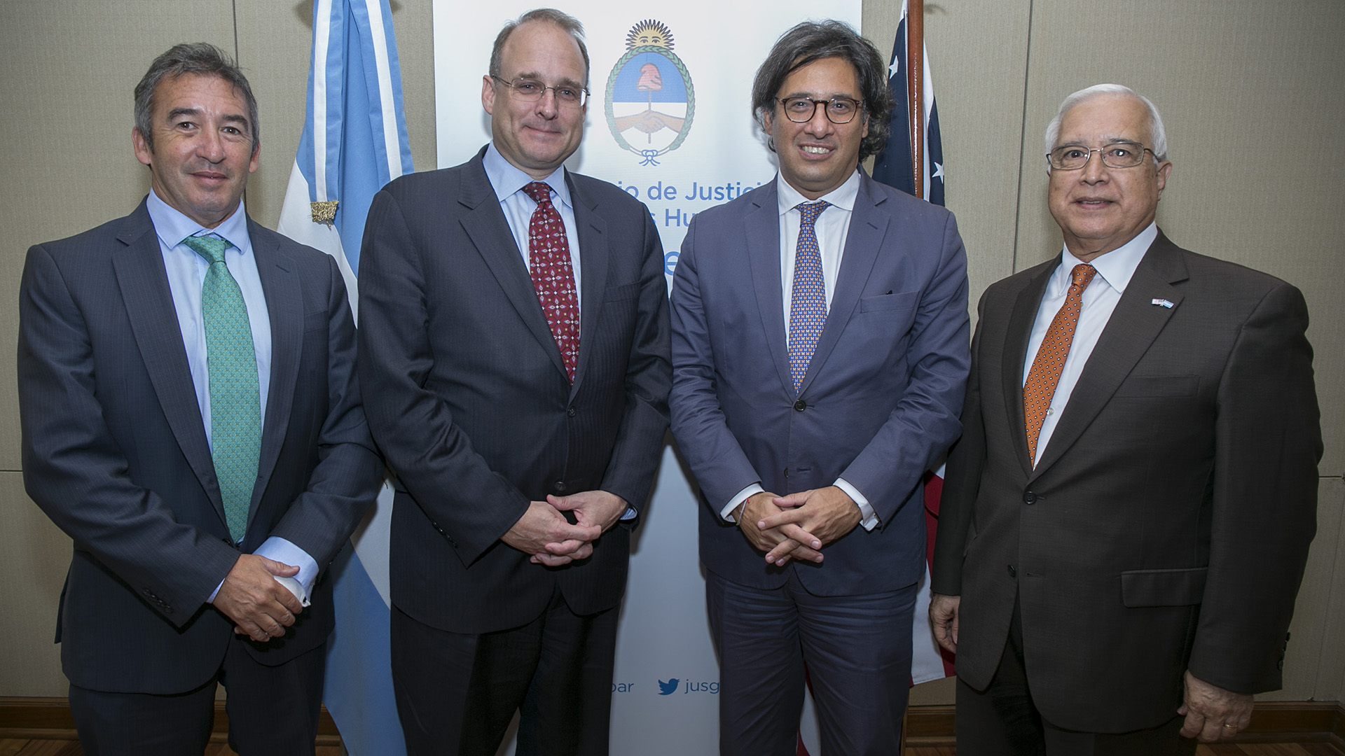 Santiago Otamendi, Marshall Billingslea, Germán Garavano y Edward Prado