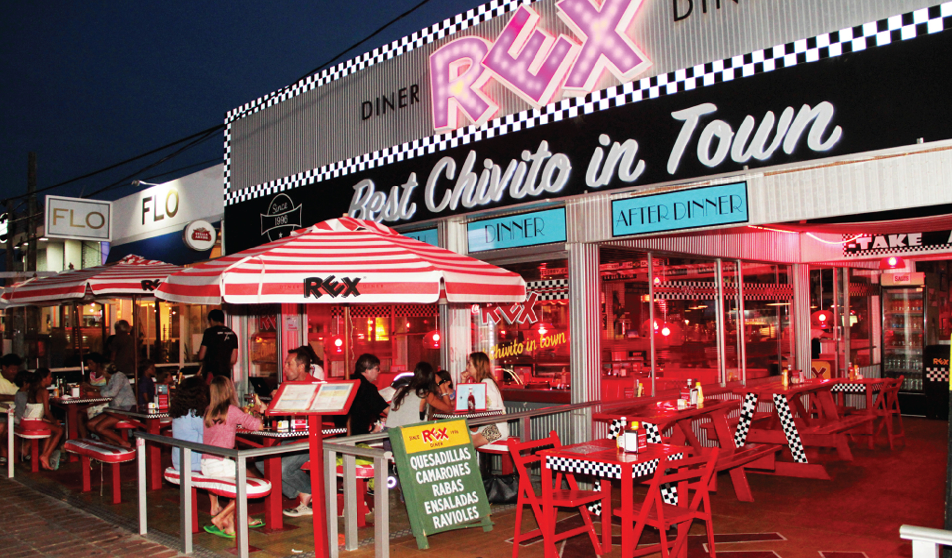 El local de Rex, el diner de La Barra, “best chivito in town” también en Punta del Este (rexbestchivitointown.com)