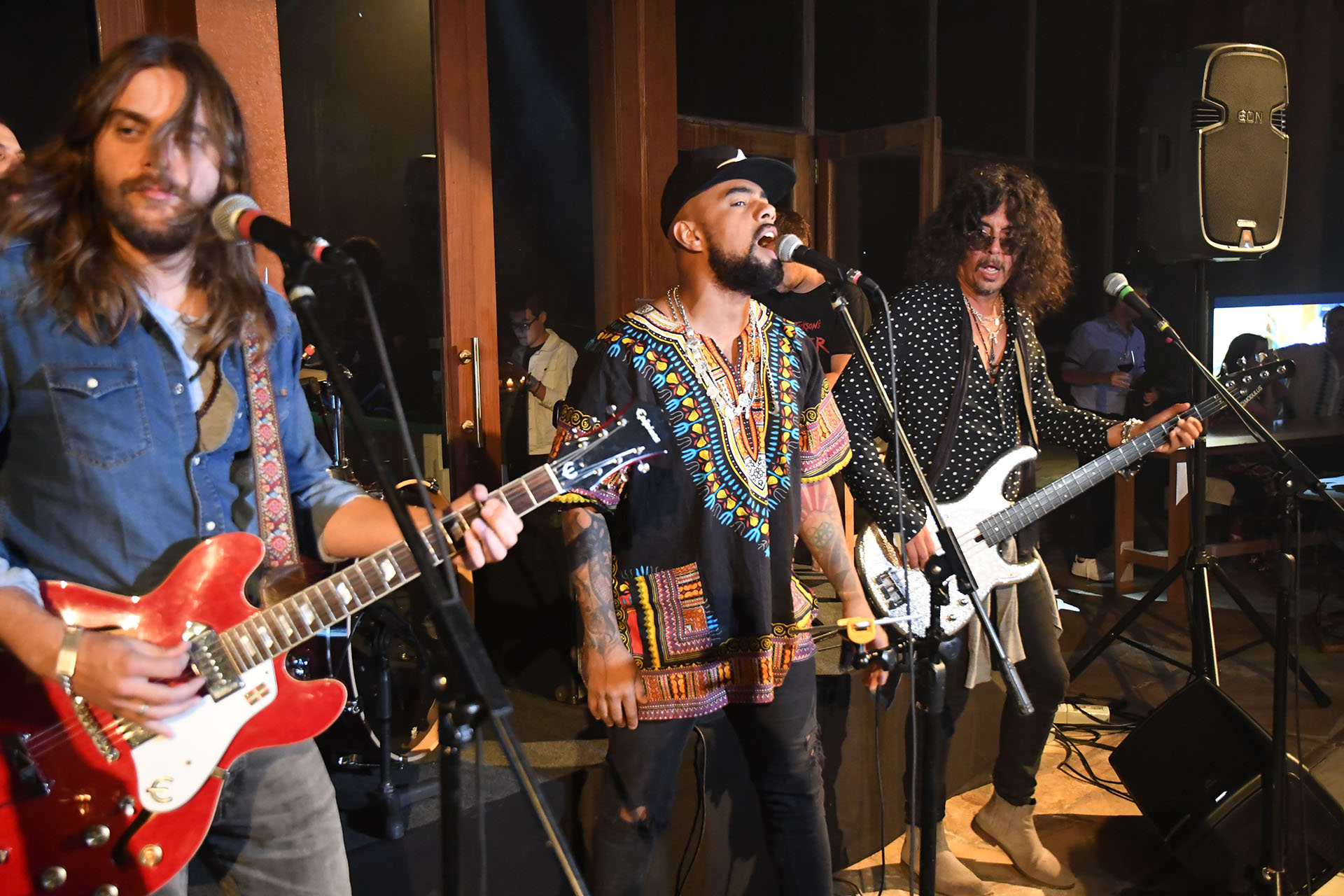 La presentación de “Zorrito Von & The Cracks”