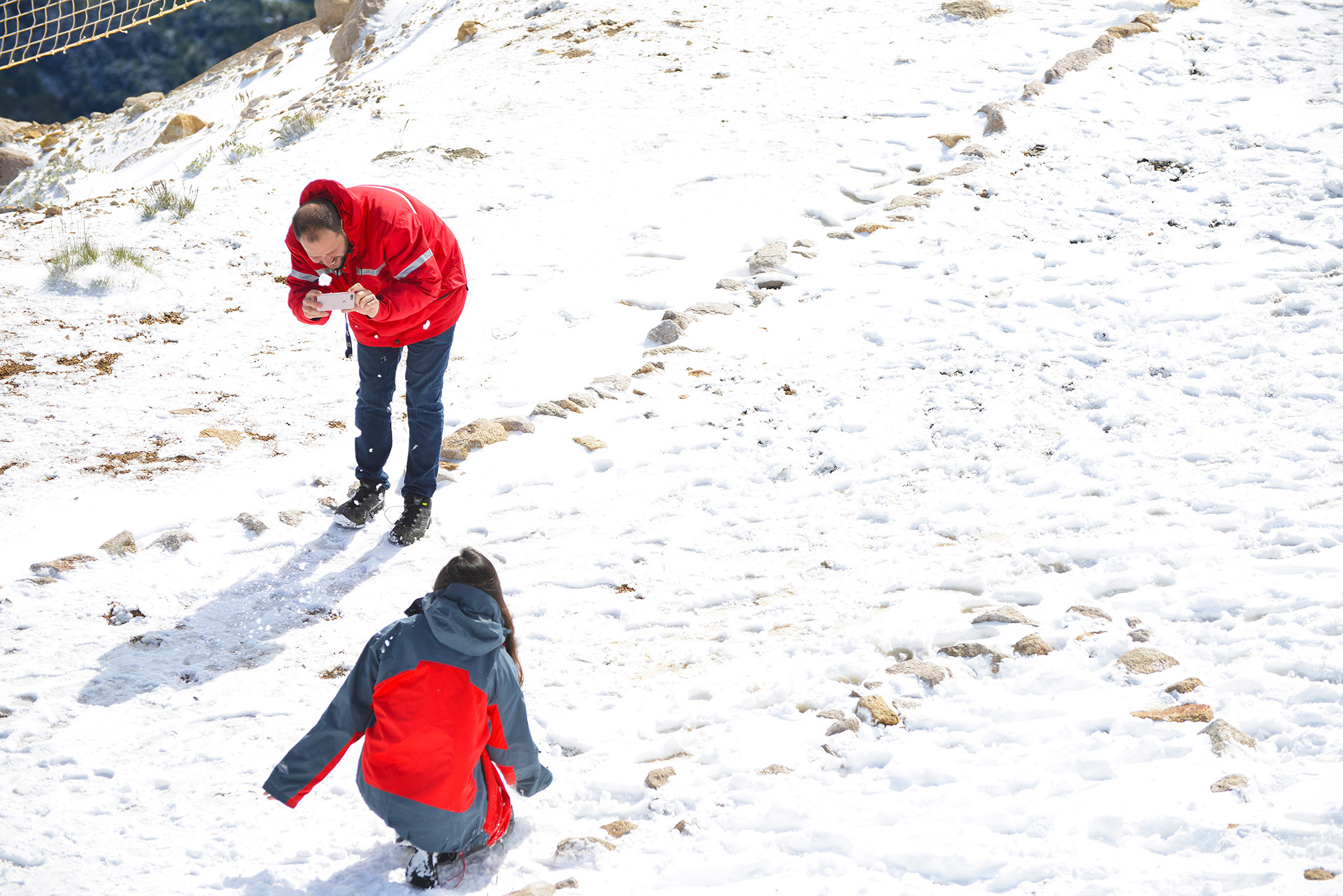 Por la nieve, el paso Pino Hachado tuvo que ser cerrado por algunas horas