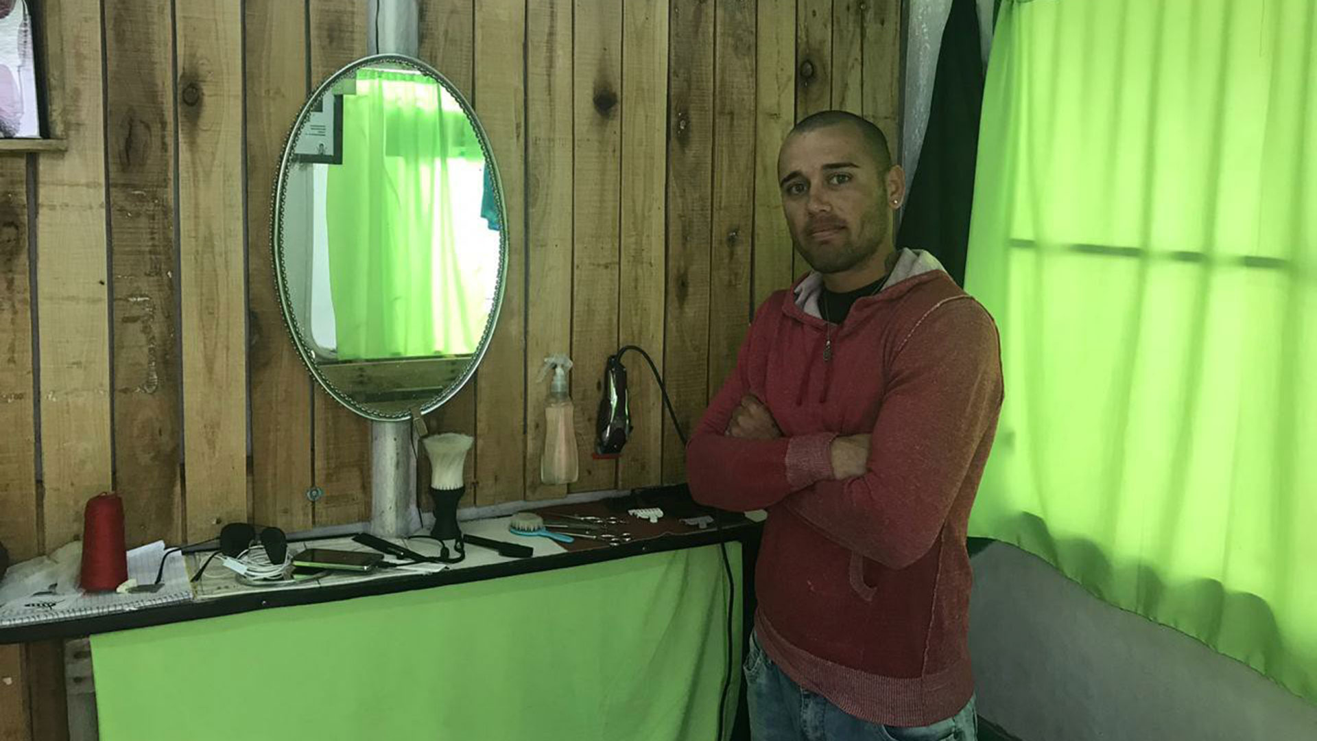 Mayckoll tiene una peluquería